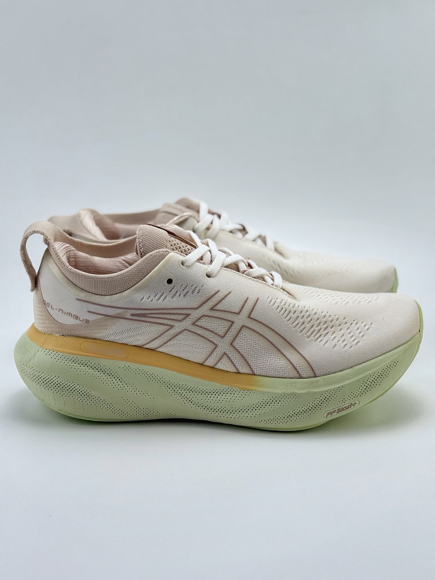 180 亚瑟士/Asics Gel-Cumulus 25 合集 积云25代轻量化马拉松运动有氧慢跑鞋