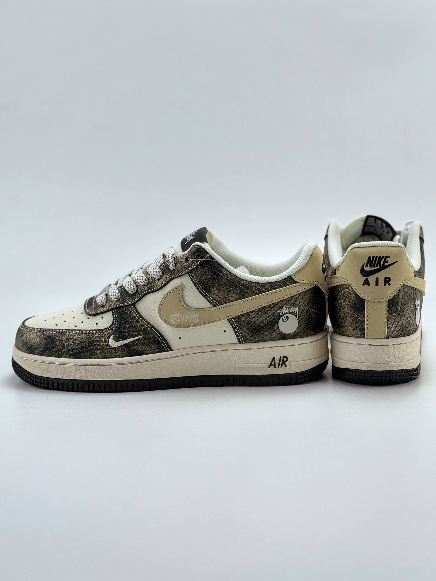 Nike Air Force 1 Low 07 x Stussy 白金蟒纹小钩满天星 XS1958-556