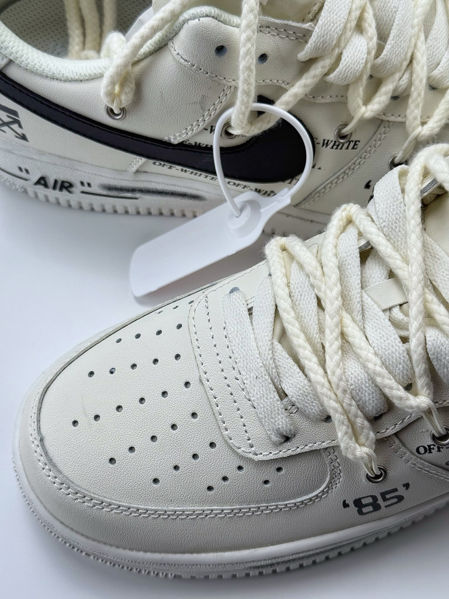 Nike Air Force 1 Low 07 x OFF-WHITE 白黑涂鸦绑带 TX 598911