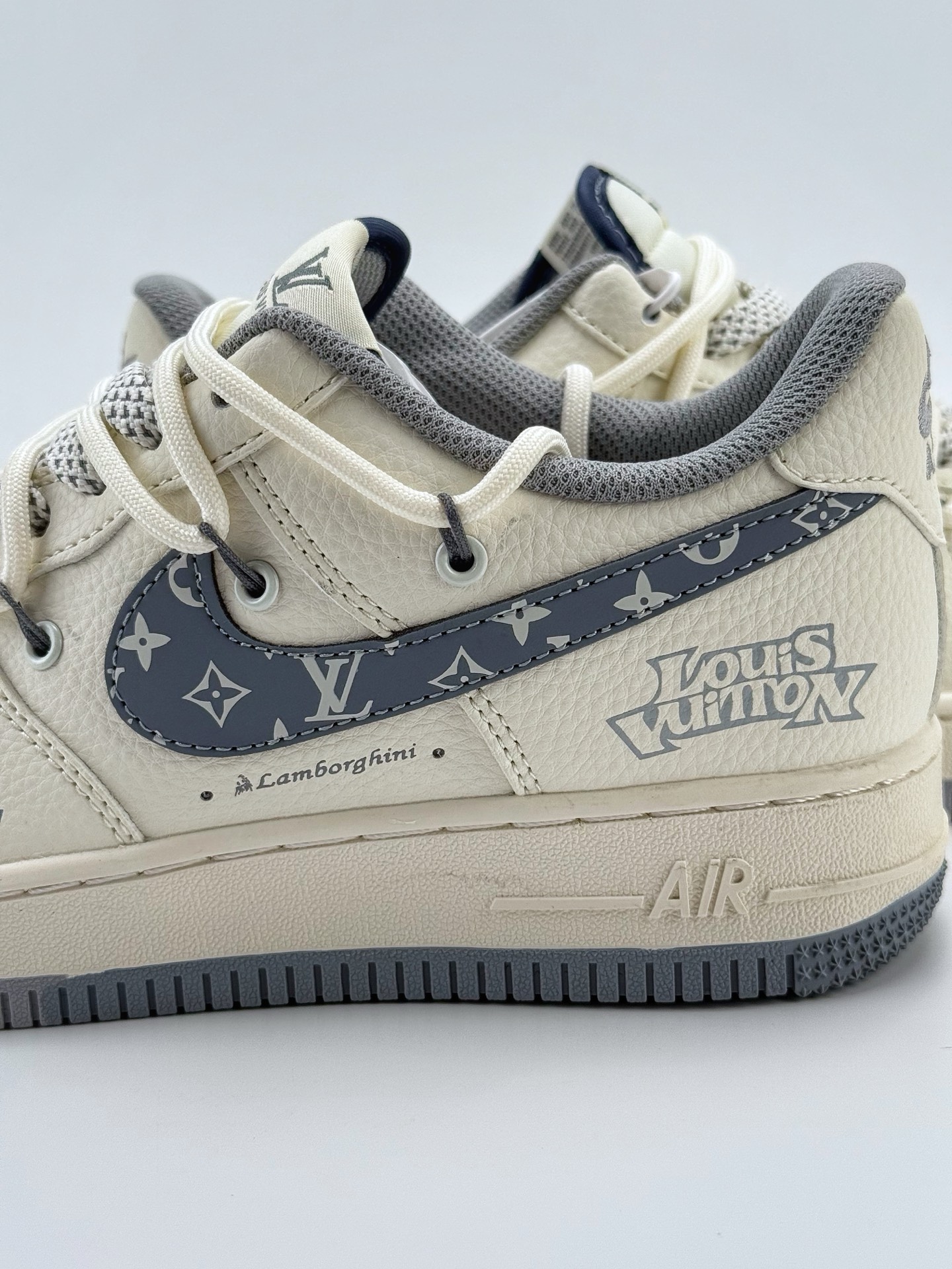 Nike Air Force 1 Low 07 x Louis Vuitton 白灰绑带满天星 DM6868-065