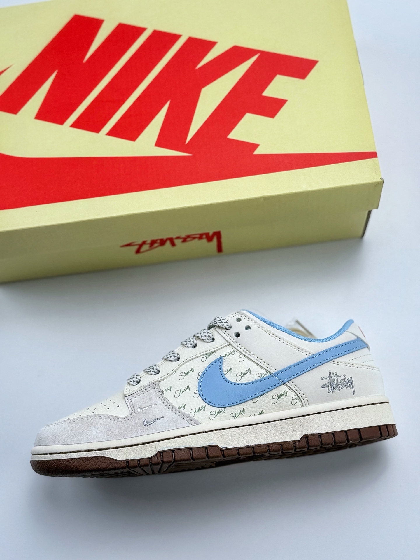 Nike SB Dunk Low x Stussy 白灰蓝双小钩满天星 ZH2598-248