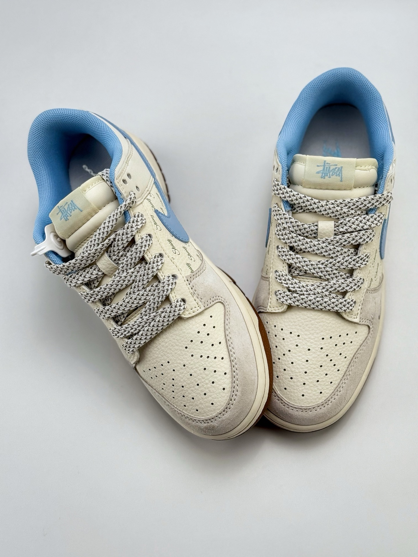 Nike SB Dunk Low x Stussy 白灰蓝双小钩满天星 ZH2598-248