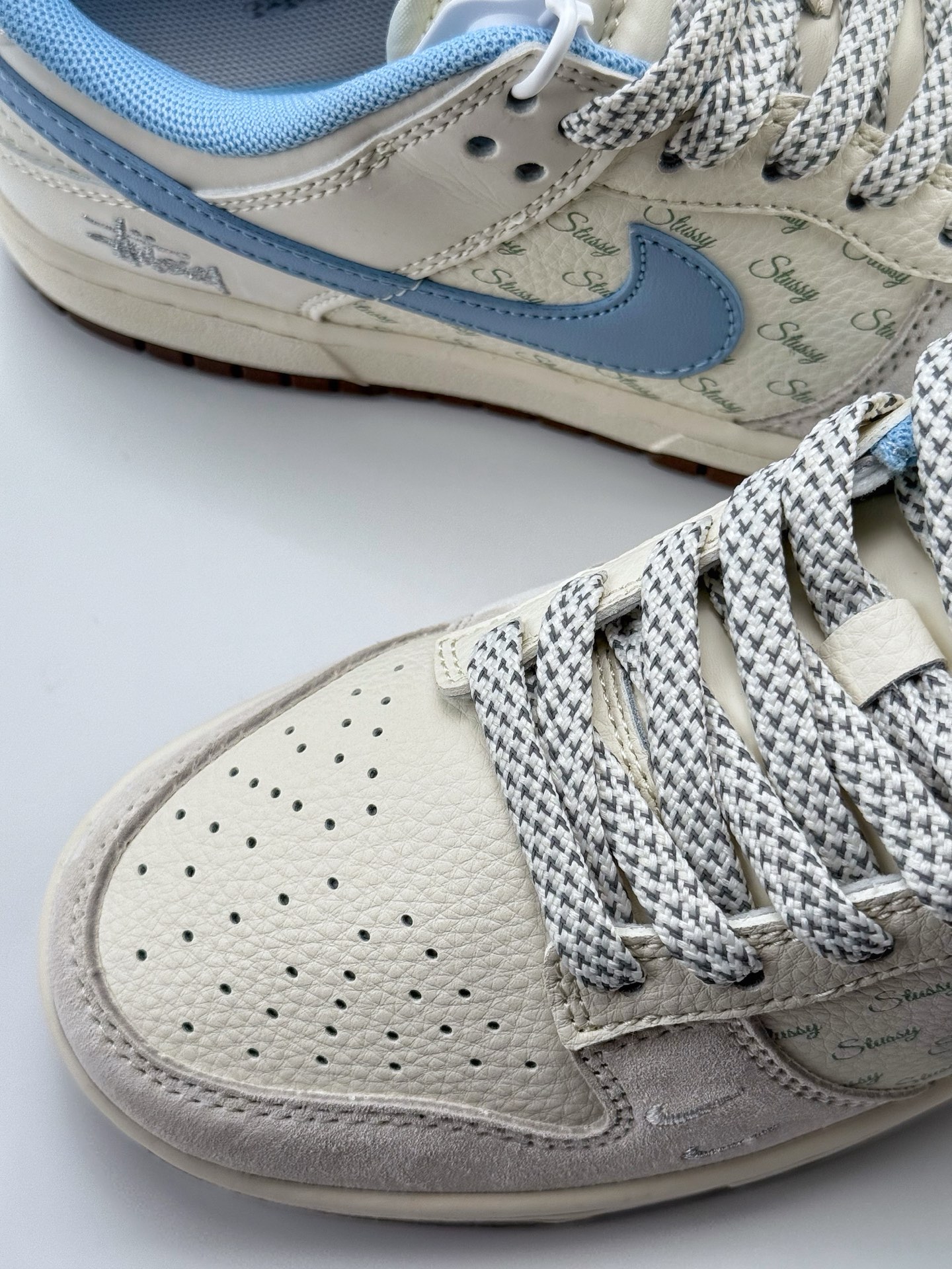 Nike SB Dunk Low x Stussy 白灰蓝双小钩满天星 ZH2598-248