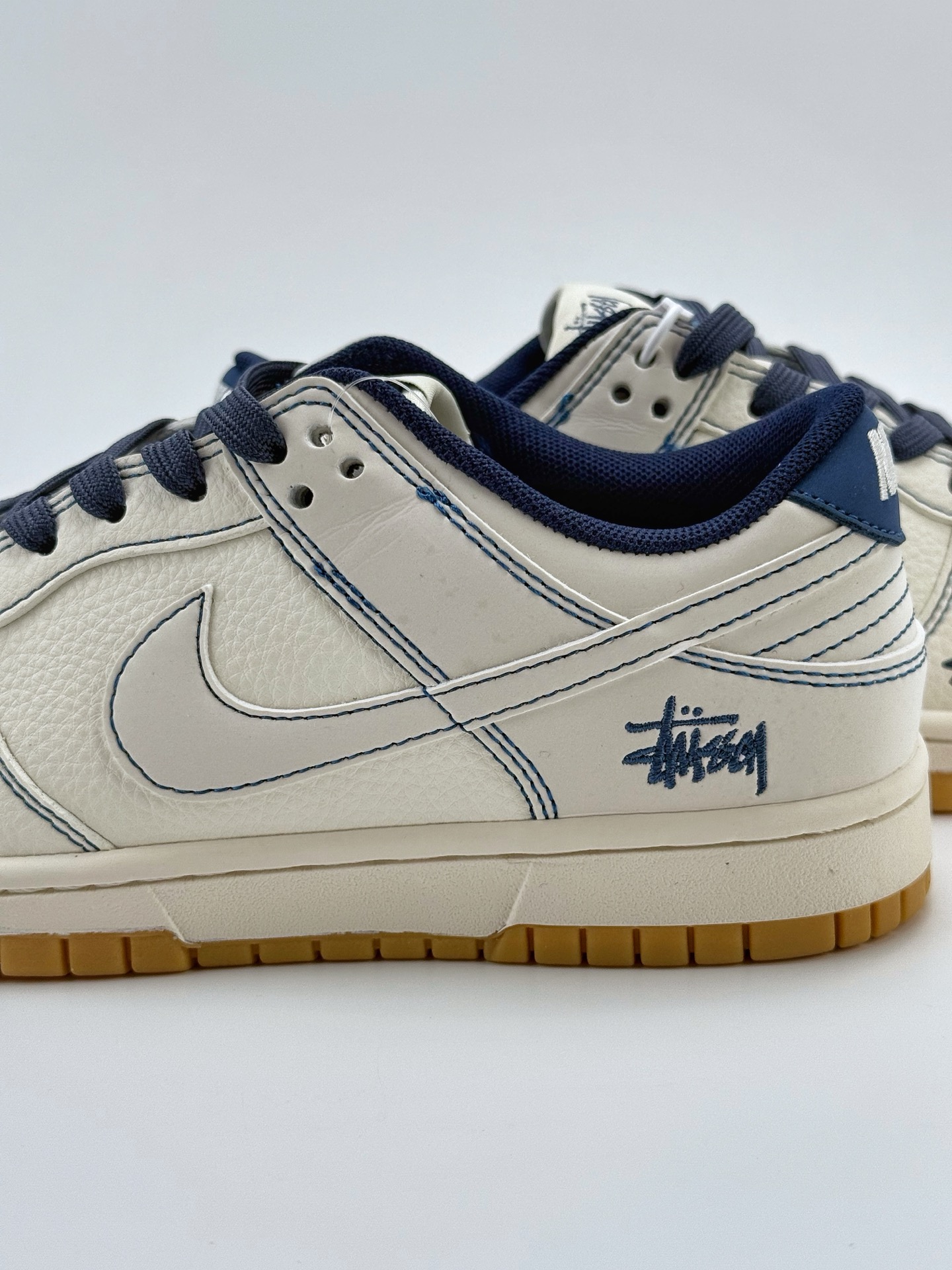 Nike SB Dunk Low x Stussy 白蓝小钩 JJ2508-559
