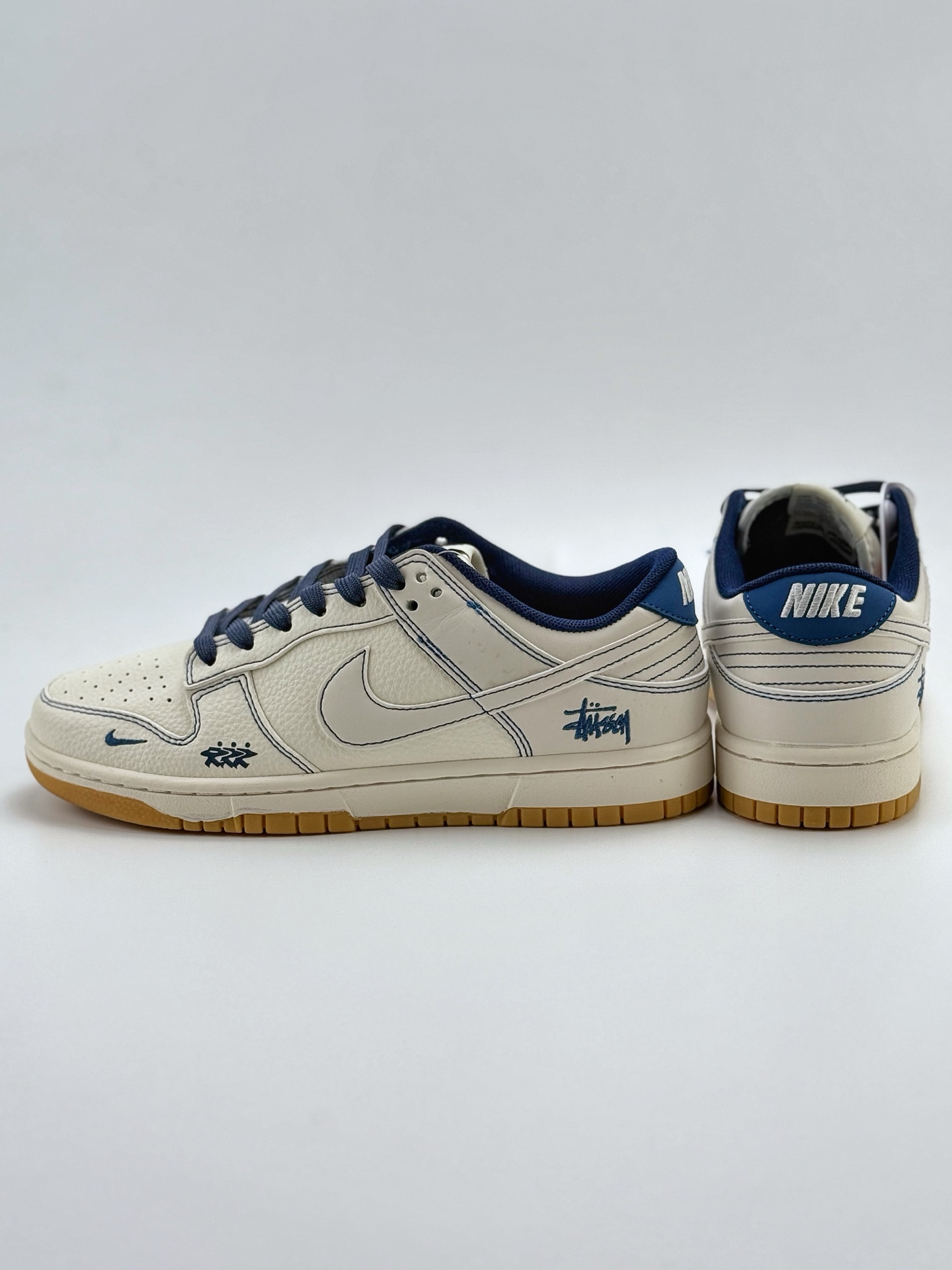 Nike SB Dunk Low x Stussy 白蓝小钩 JJ2508-559