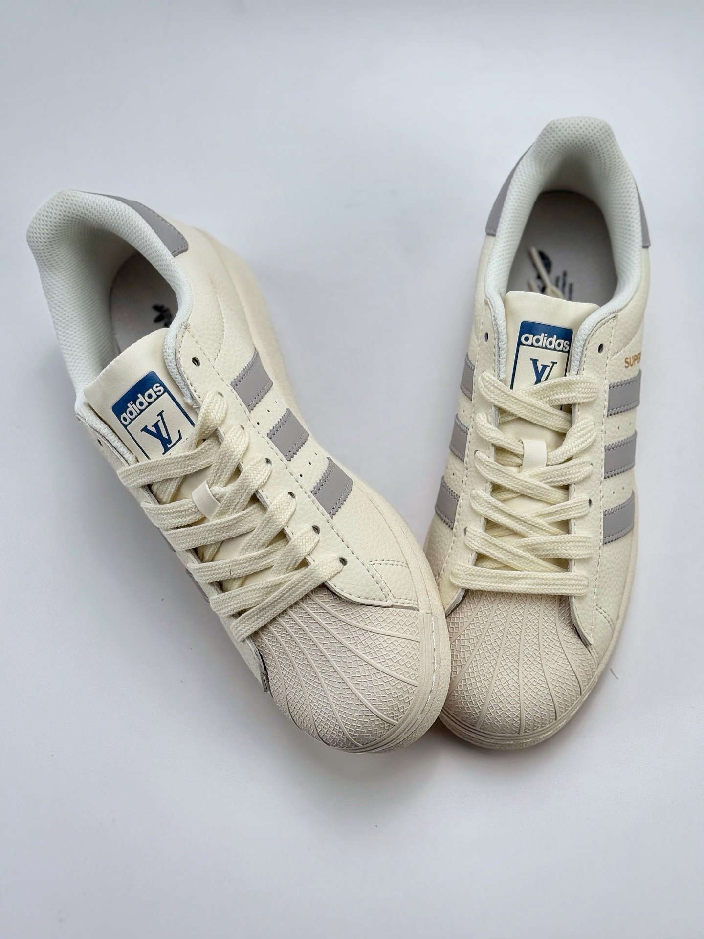 220 AD Originals Superstar x Louis Vuitton 白灰蓝    HD2204