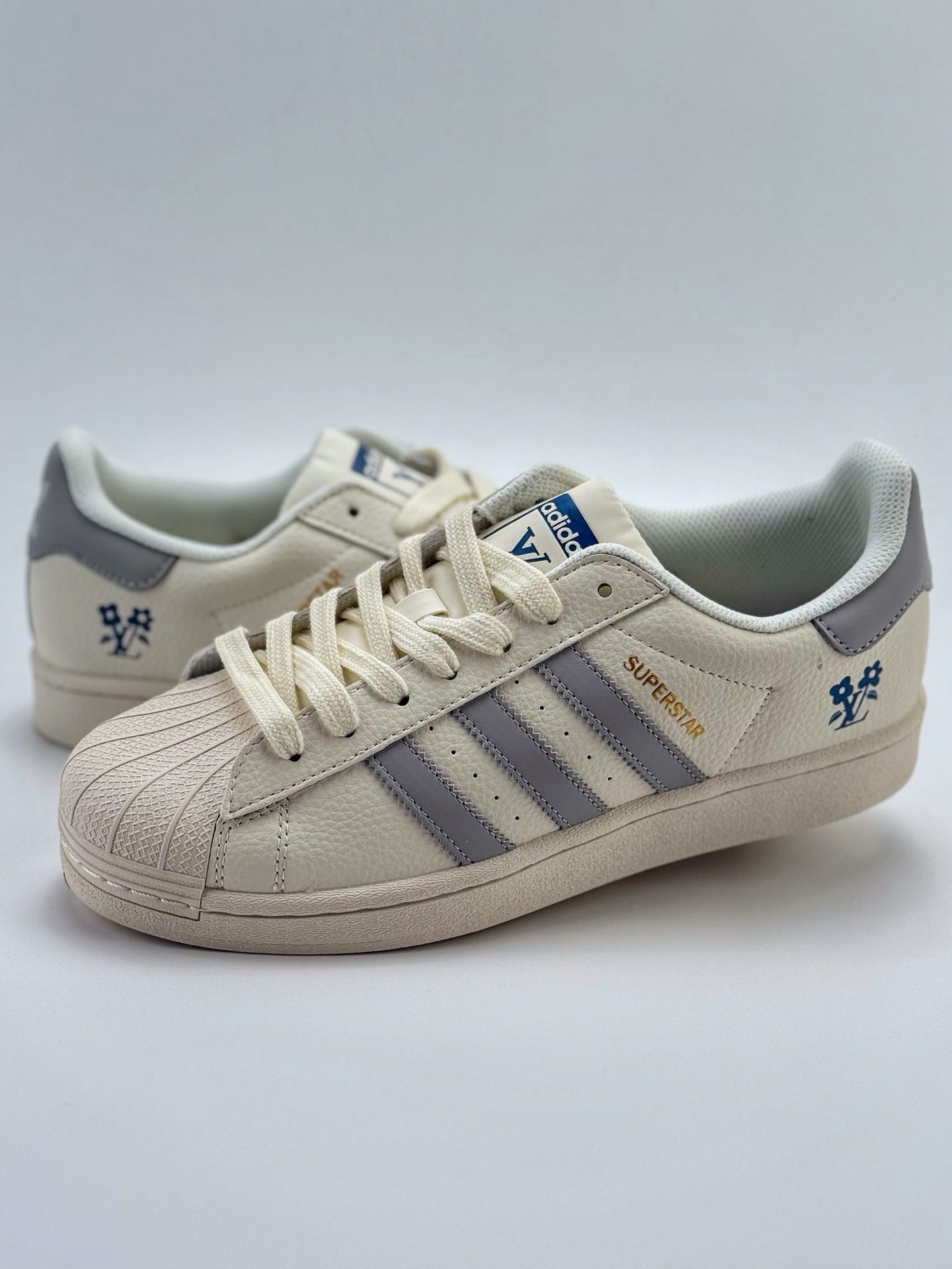 220 AD Originals Superstar x Louis Vuitton 白灰蓝    HD2204