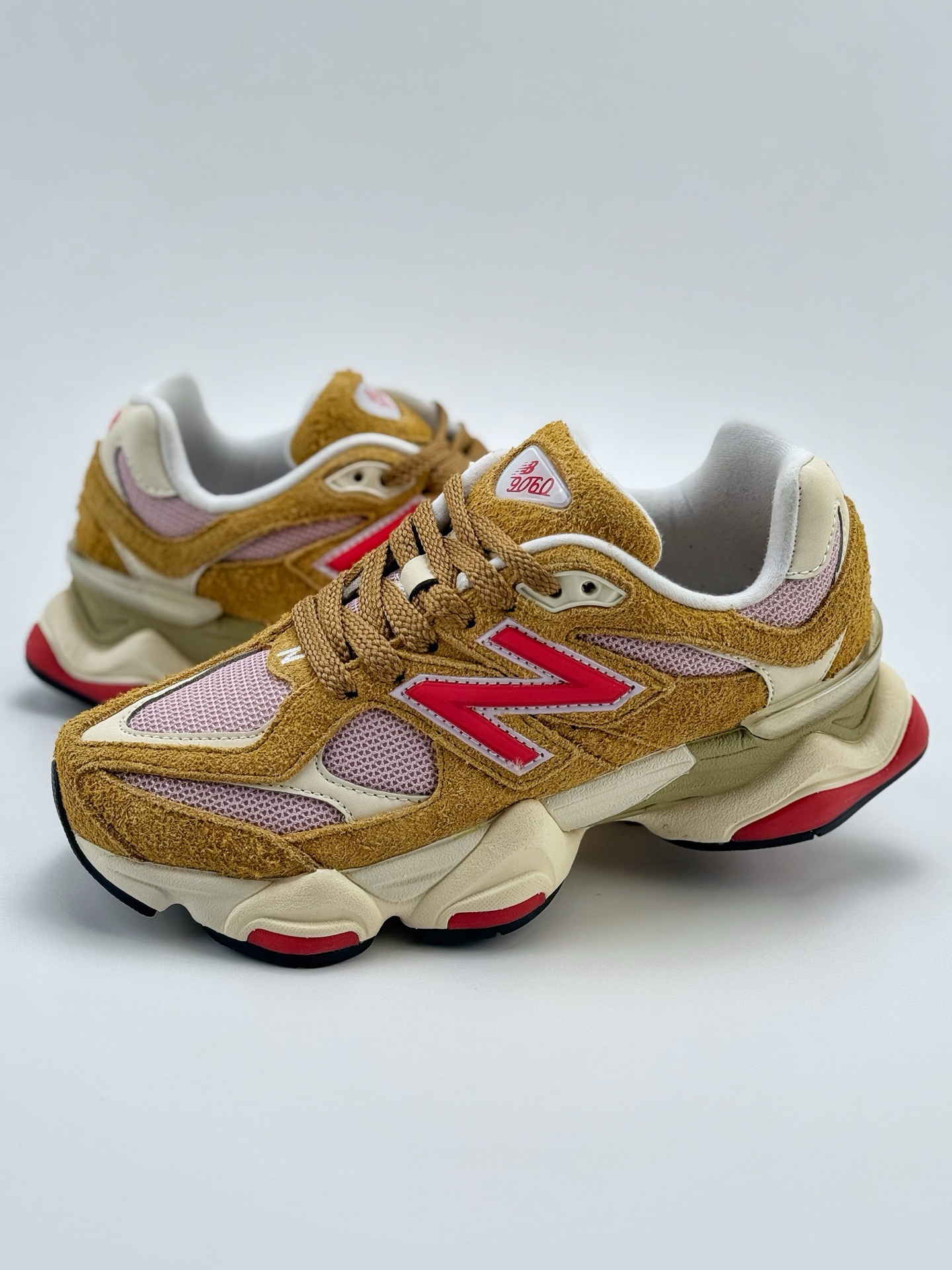 210 Joe Freshgoods x New Balance 版本 NB9060 联名款 复古休闲运动慢跑鞋  U9060GEA