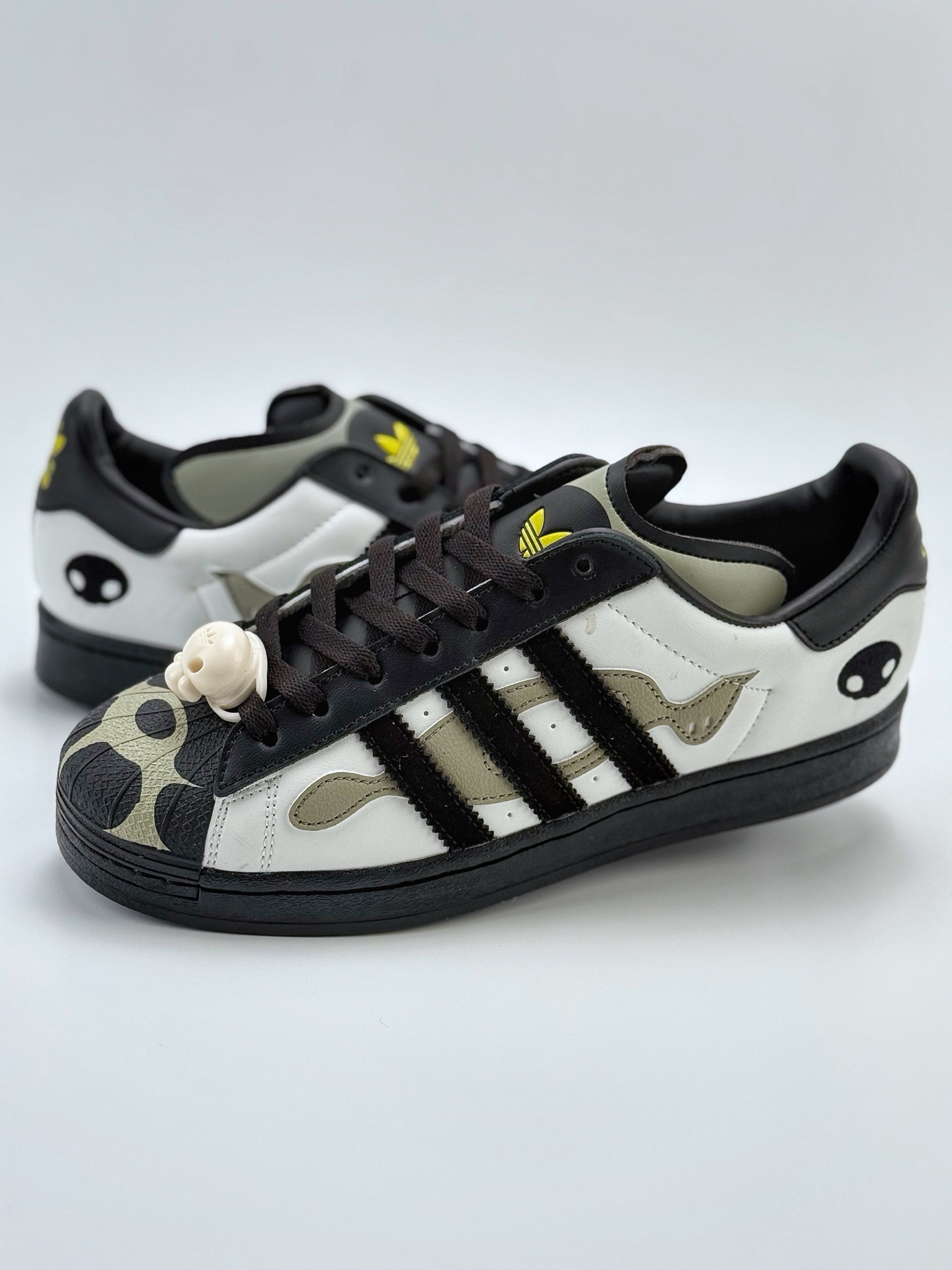 150 AD Originals Superstar x OFFGOD 82 贝壳头 灰黑   JQ8778