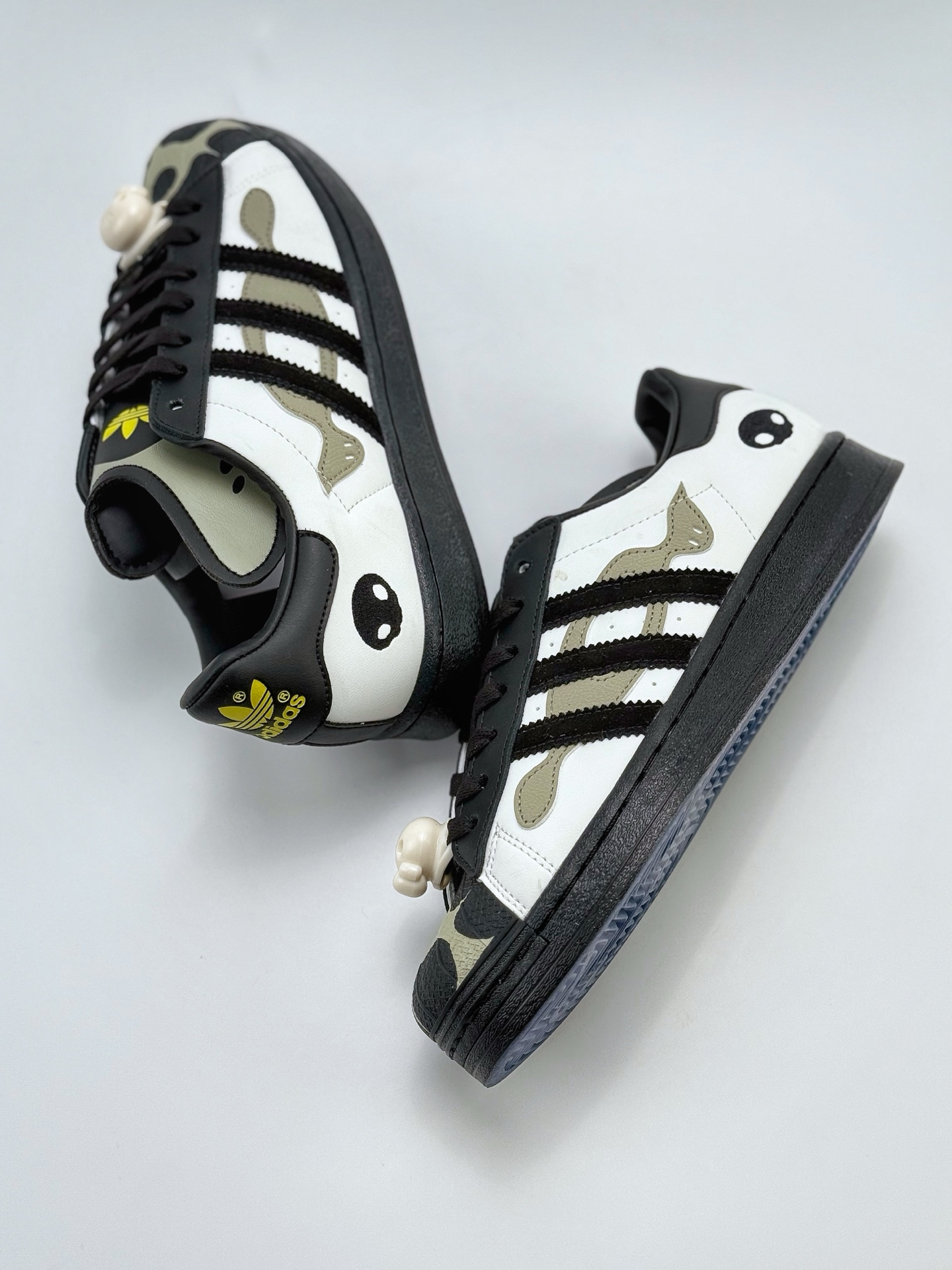 150 AD Originals Superstar x OFFGOD 82 贝壳头 灰黑   JQ8778