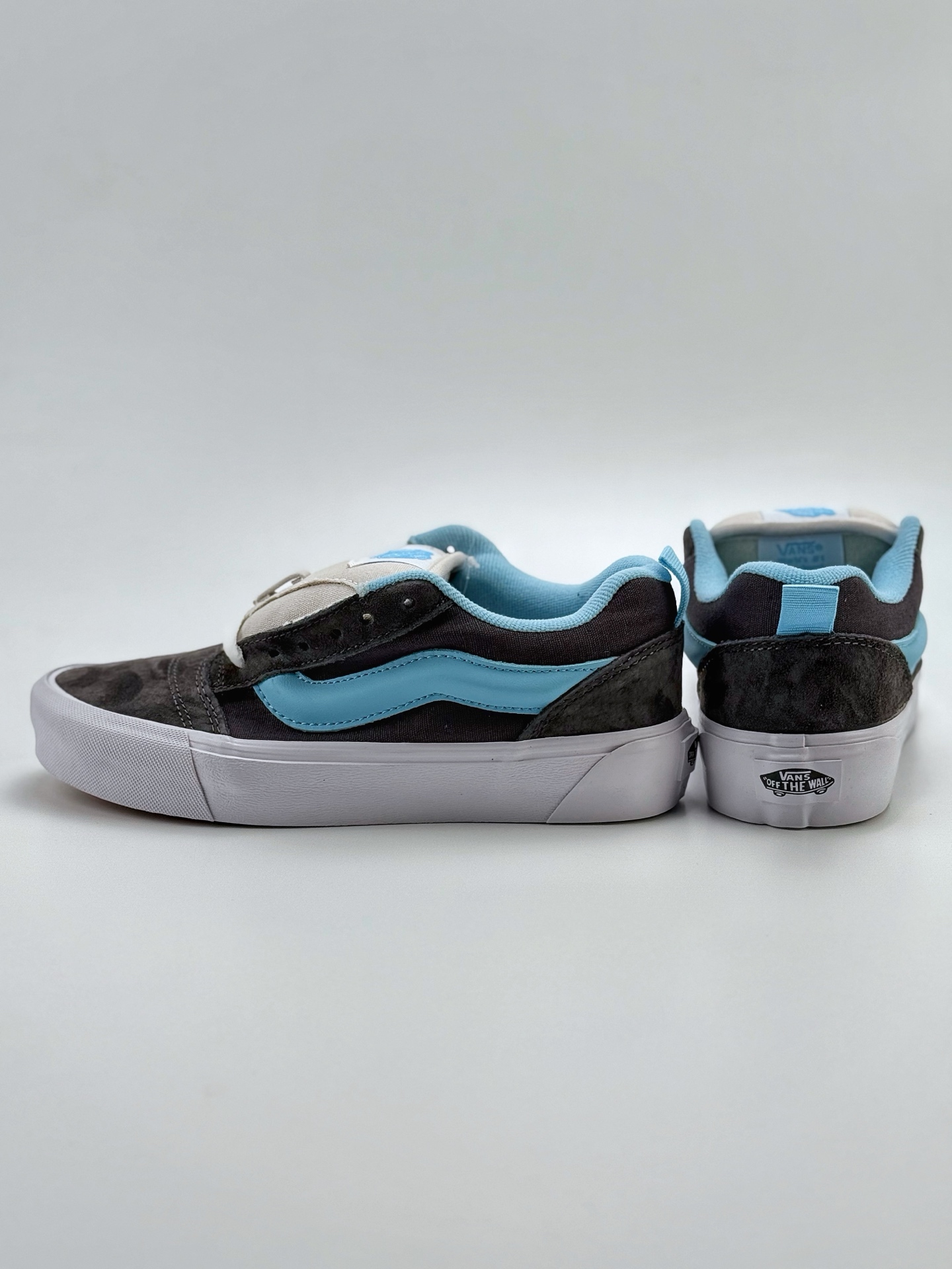 140 Vans Knu Skool 深灰兰 肥胖版立体大Logo 加厚鞋舌 低帮复古休闲硫化面包鞋