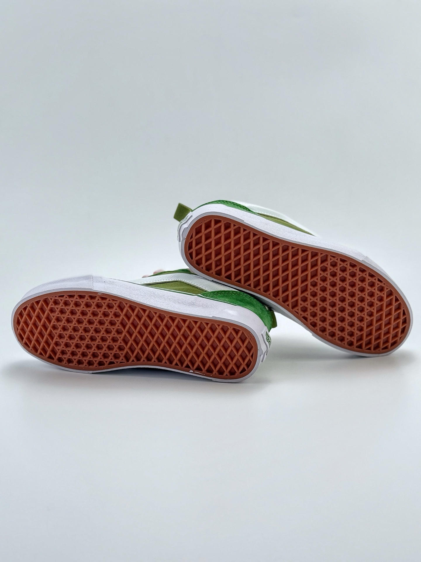140 Vans Knu Skool 绿粉 肥胖版立体大Logo 加厚鞋舌 低帮复古休闲硫化面包鞋