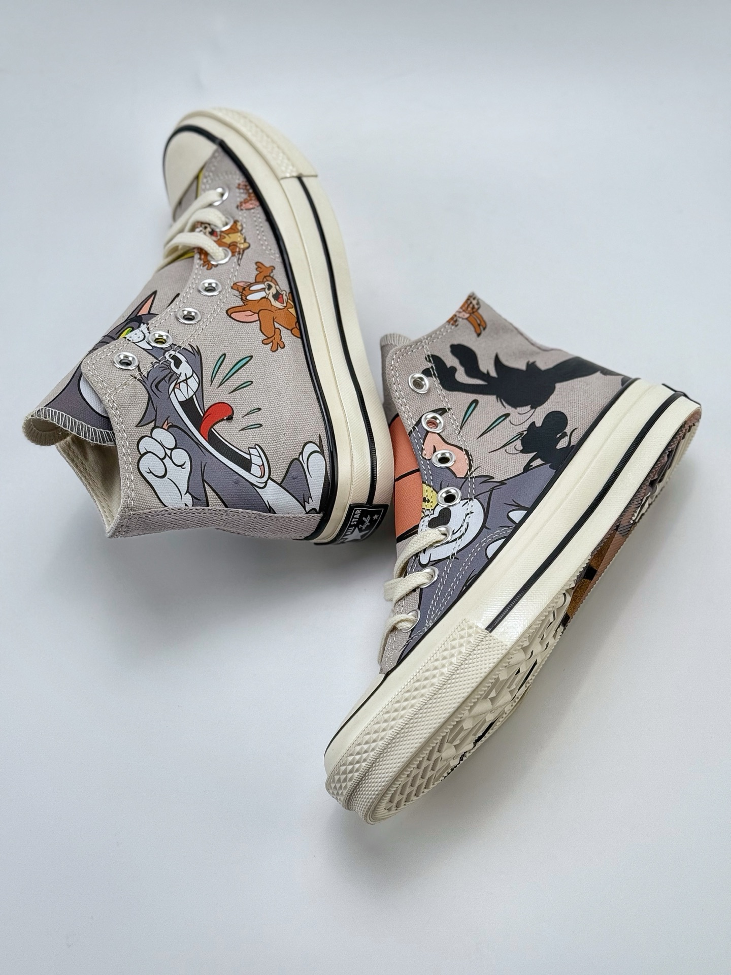 150 Converse x Tom and Jerry 猫和老鼠联名款  A15111CYK