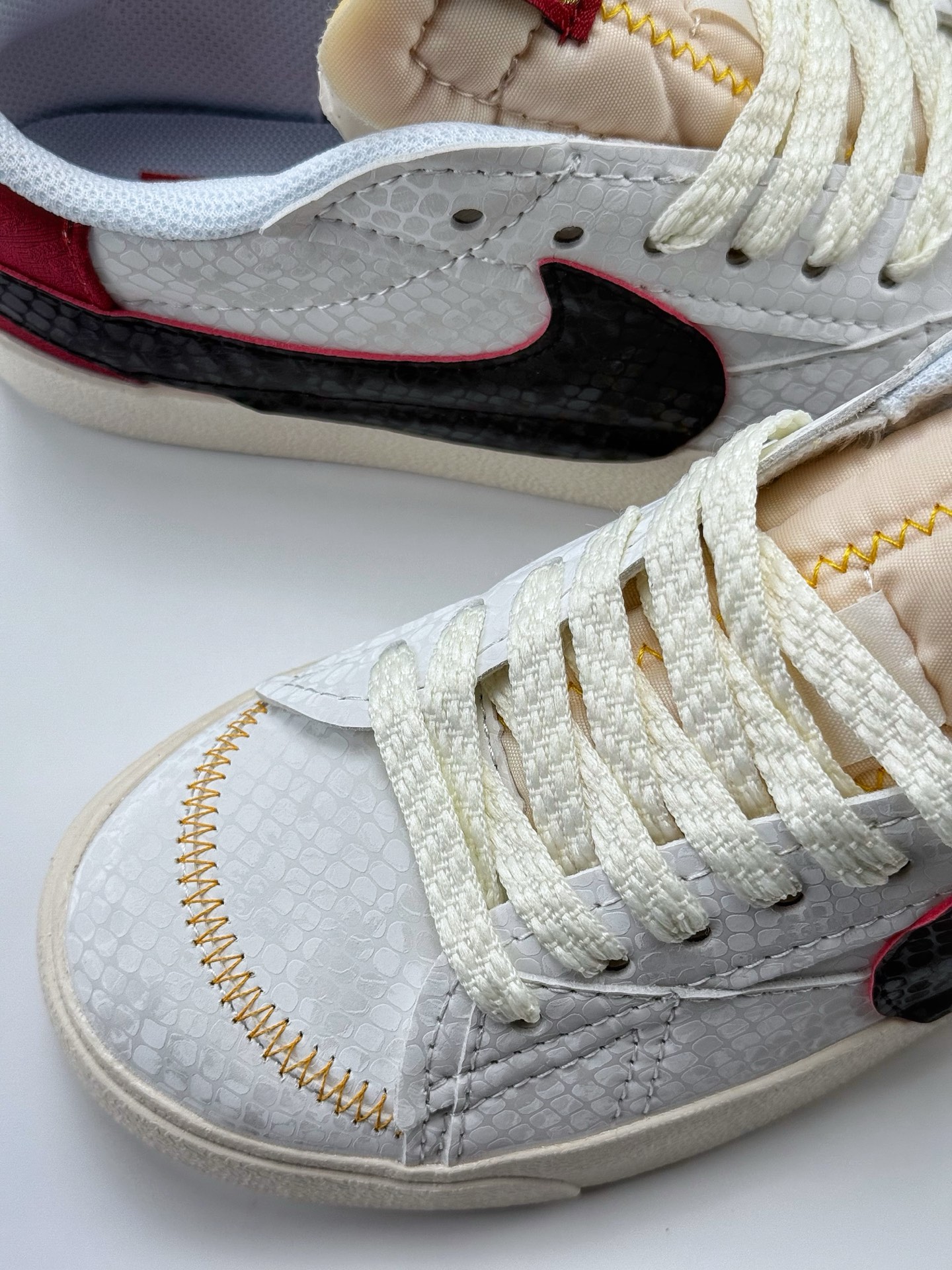NK Blazer Low 77 JUMBO 蛇年限定 白黑红蟒纹 复古经典开拓者 DQ1470-138