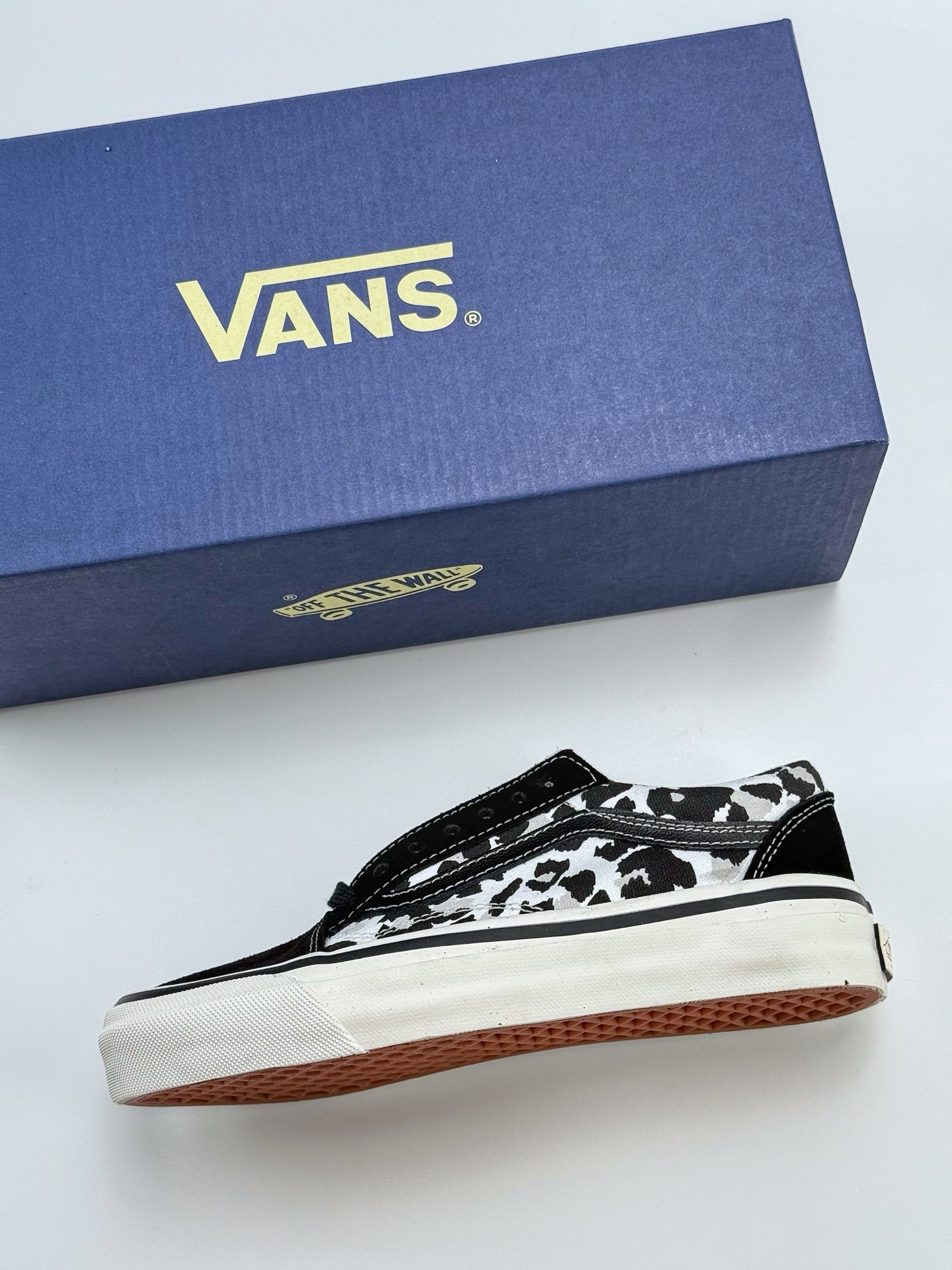 150 VANS范斯男女LX Old SkoolCL 运动休闲帆布鞋 男