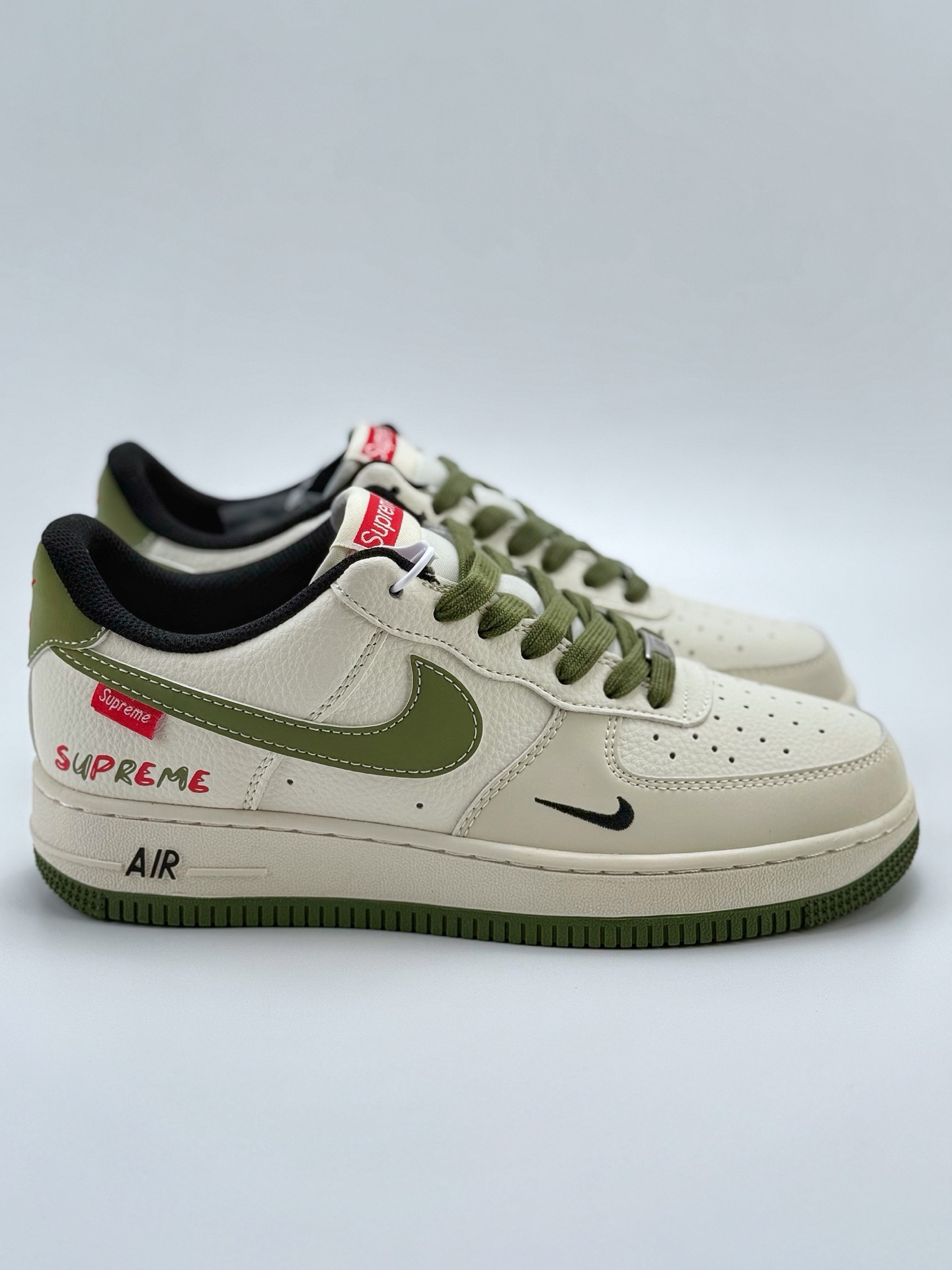 260 Nike Air Force 1 Low 07 x Supreme 白绿小钩  XS1958-566