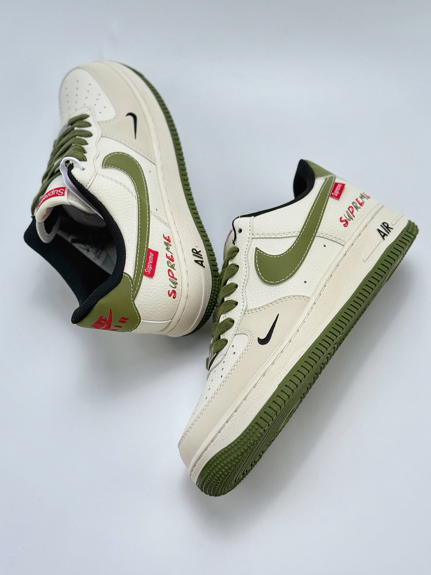 260 Nike Air Force 1 Low 07 x Supreme 白绿小钩  XS1958-566