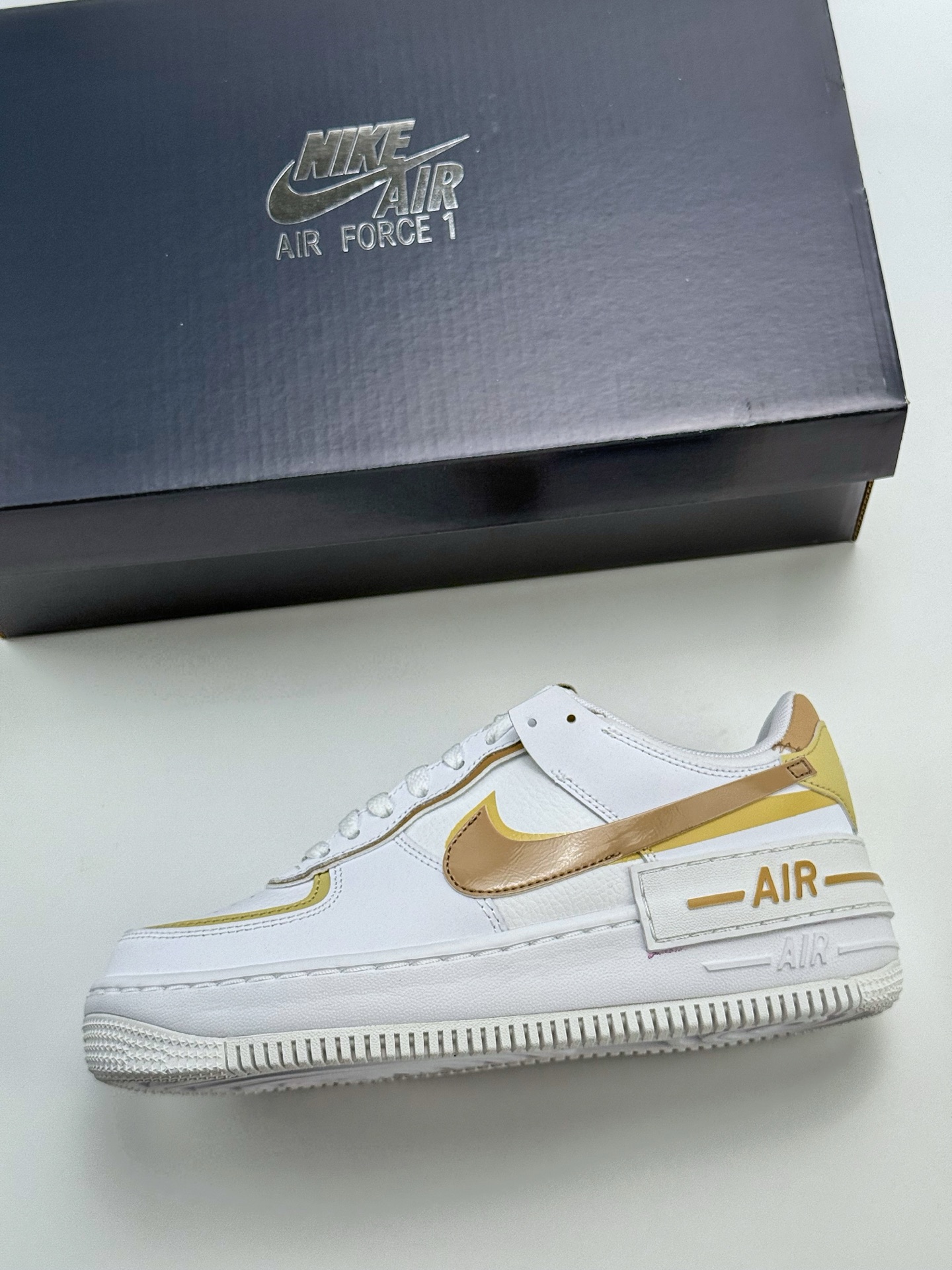 180 Nike Air Force 1 Low 07 Shadow 白黄  DZ1847-111