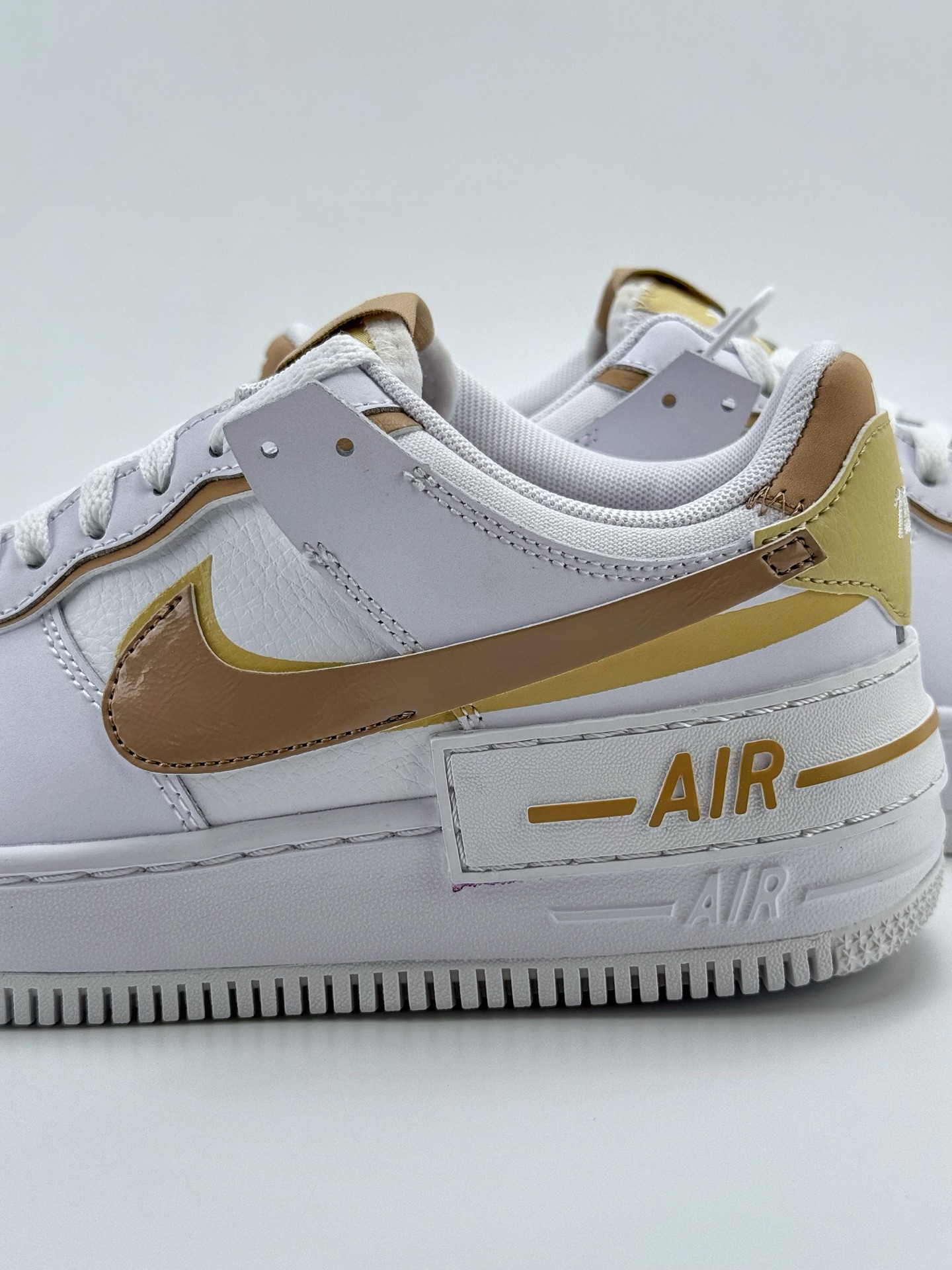 180 Nike Air Force 1 Low 07 Shadow 白黄  DZ1847-111