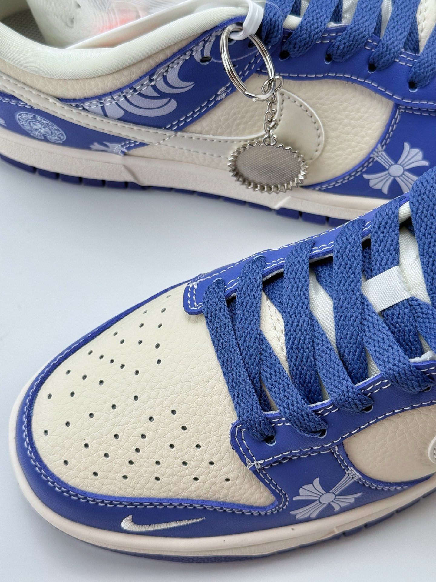 280 Nike SB Dunk Low x Chrome Hearts 蓝白小钩  KK1333-038
