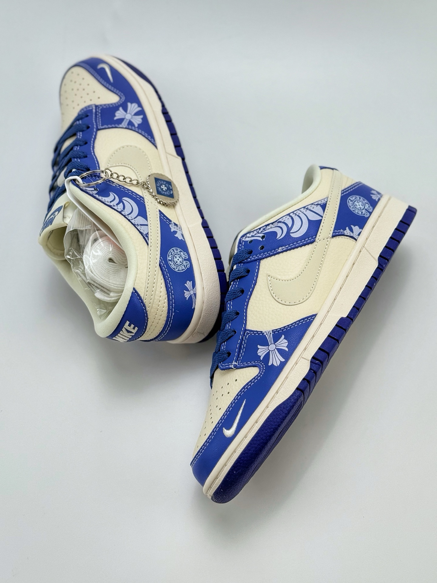 280 Nike SB Dunk Low x Chrome Hearts 蓝白小钩  KK1333-038