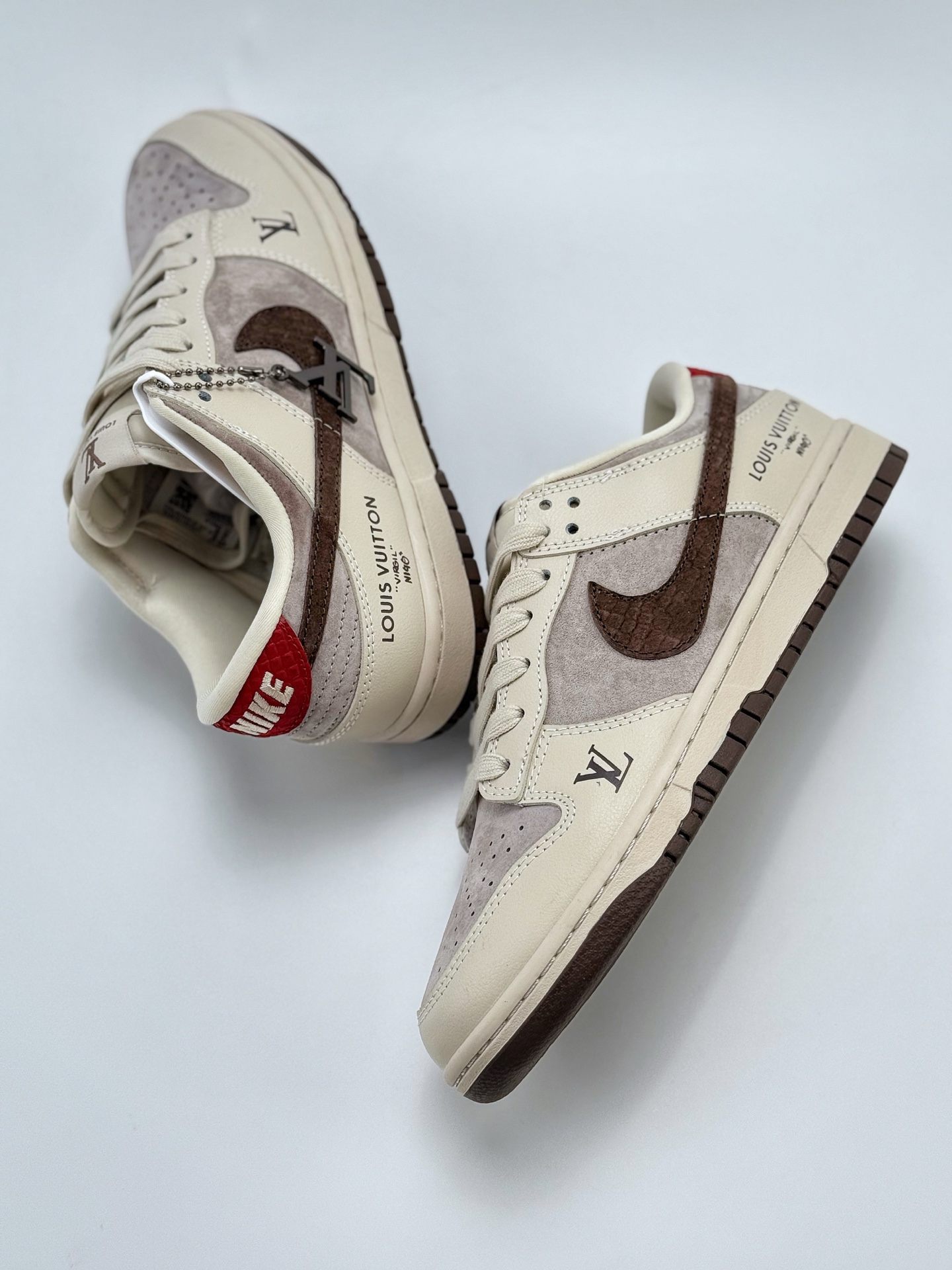 280 Nike SB Dunk Low x Louis Vuitton 米棕 XX3168-123