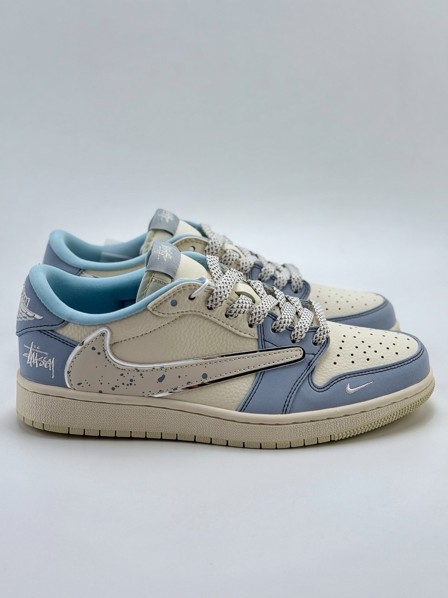 280 Travis Scott x Nike Air Jordan 1 Low x Stussy  Air Jordan 1 Low 反转蓝白小钩满天星倒钩  ZH2598-249