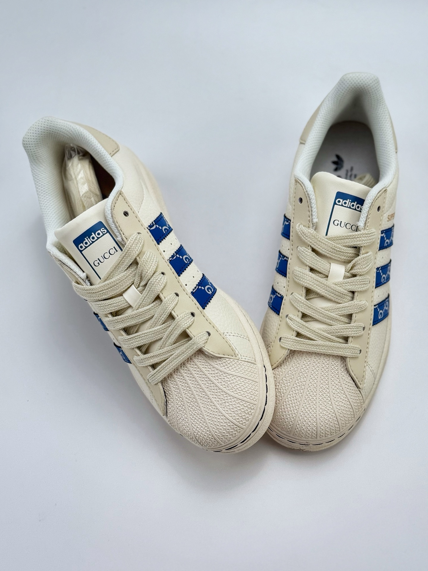 220 AD Originals Superstar x GUCCI 白蓝 采用全新头层拼接皮革材质 后跟采用特色3D立体印字  渠道正品订单 诠释市场最高工艺水平 全鞋进口头层皮料打造 区别市面普通版本，进出专柜无压力   HD2201HD Size：36-45