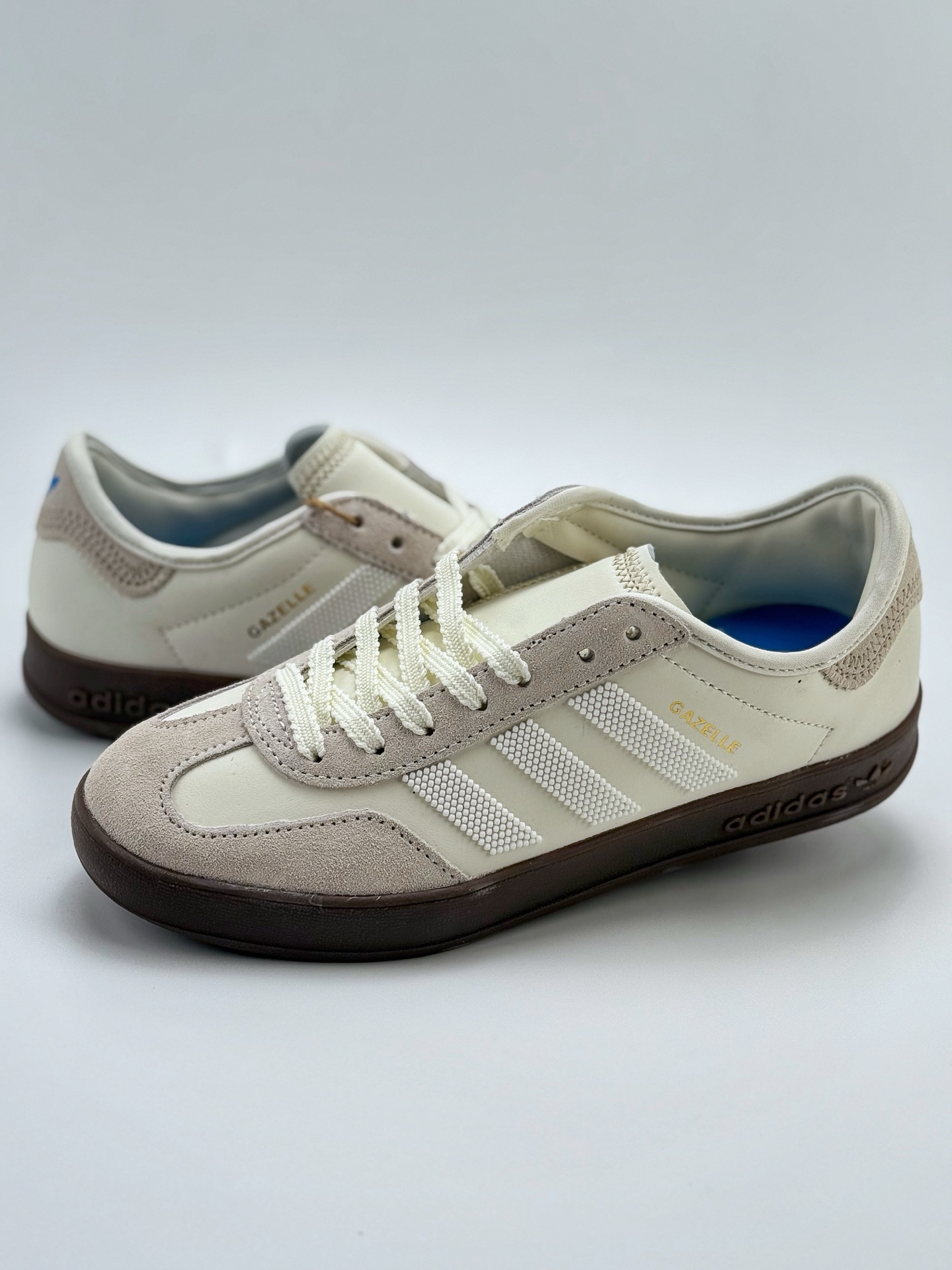 150 adidas Originals Gazelle x CLOT 米色 三叶草休闲防滑耐磨低帮板鞋  IH3719