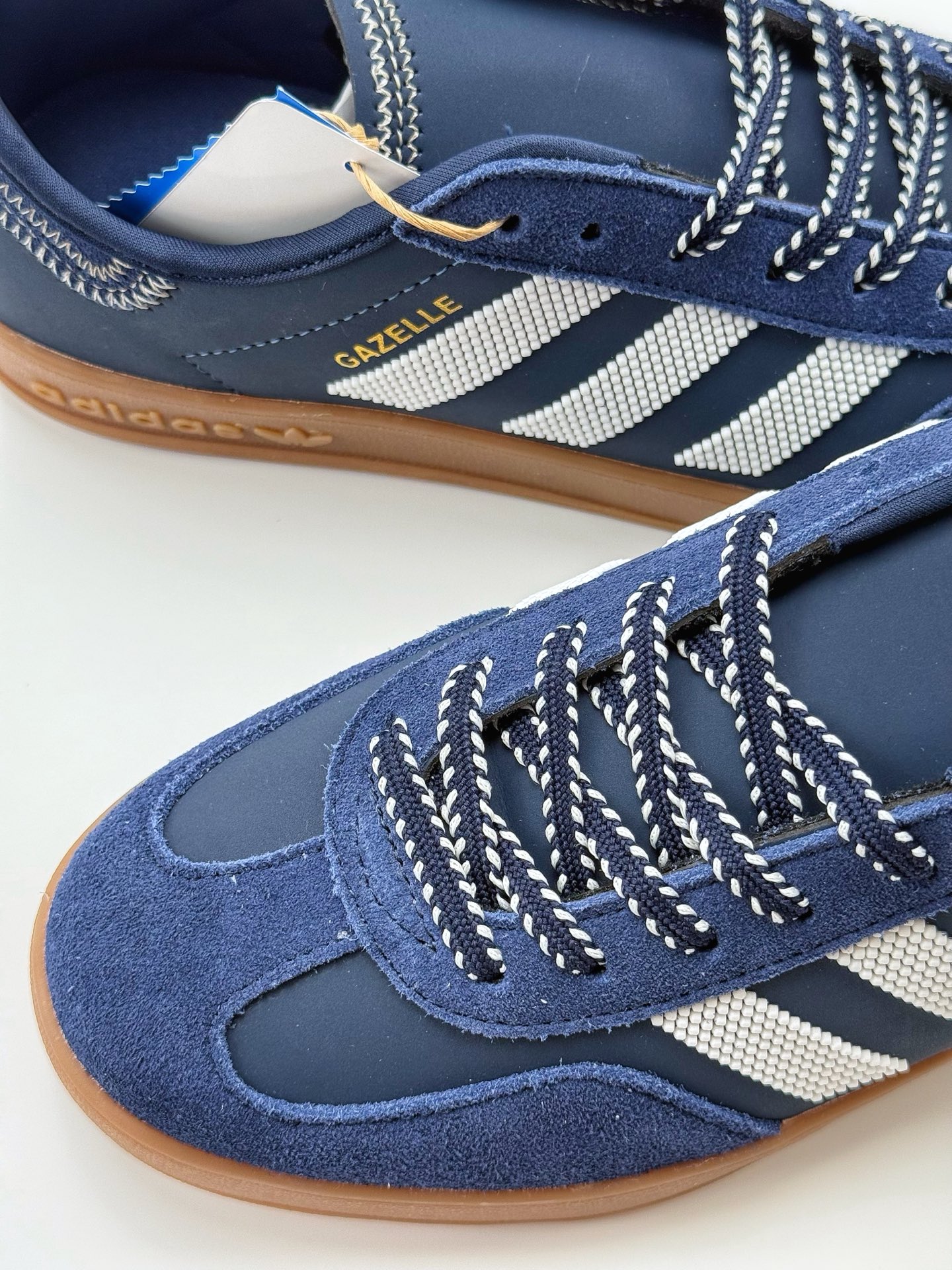150 adidas Originals Gazelle x CLOT 蓝色 三叶草休闲防滑耐磨低帮板鞋  IH3725