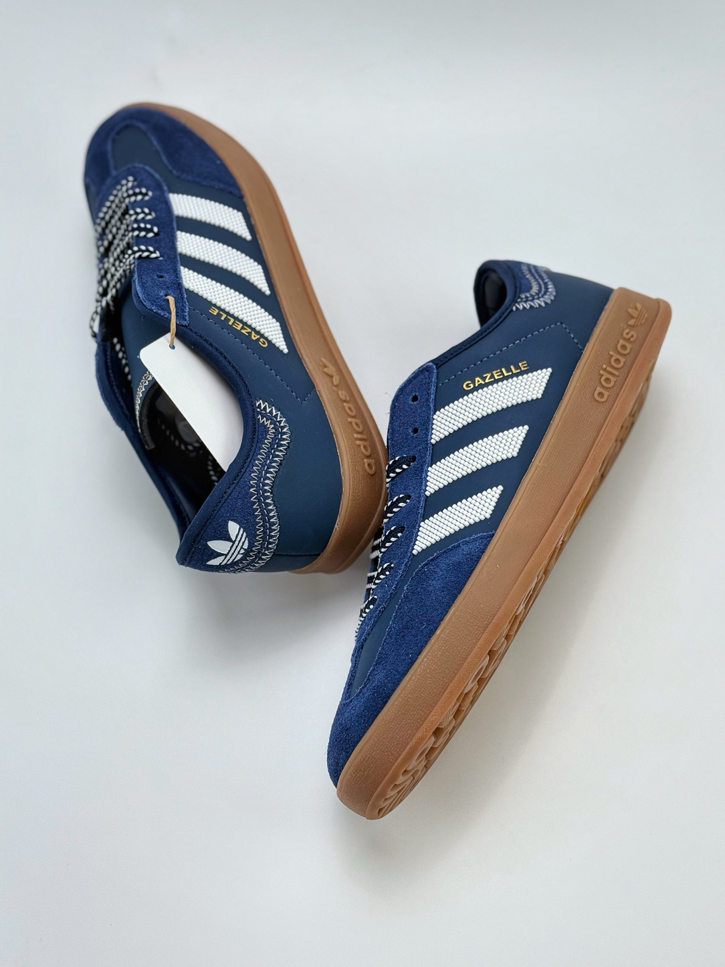 150 adidas Originals Gazelle x CLOT 蓝色 三叶草休闲防滑耐磨低帮板鞋  IH3725
