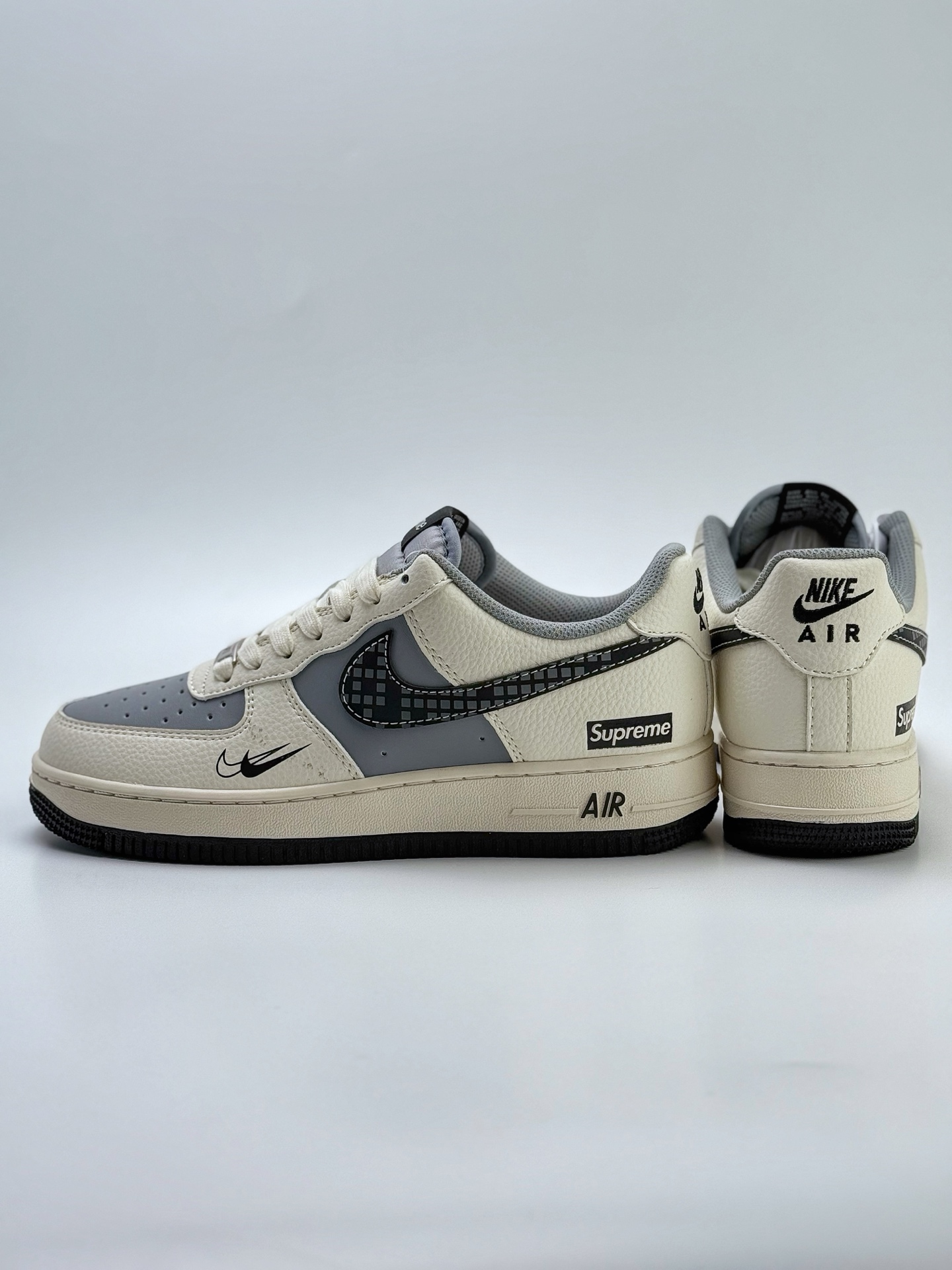 260 Nike Air Force 1 Low 07 x Supreme 白灰黑双小钩 XS1958-568