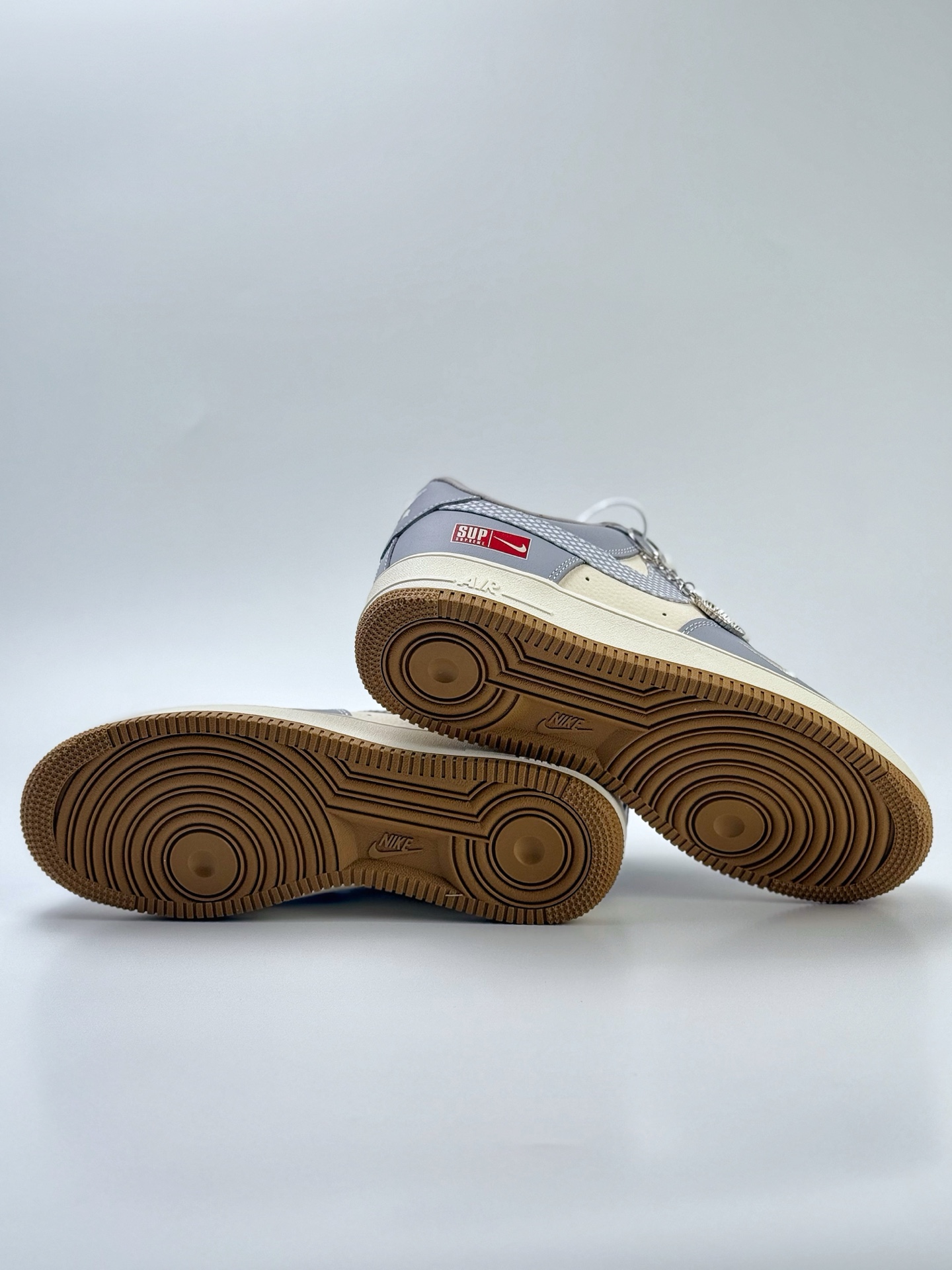 260 Nike Air Force 1 Low 07 x Supreme 白蓝小钩  KK1988-075