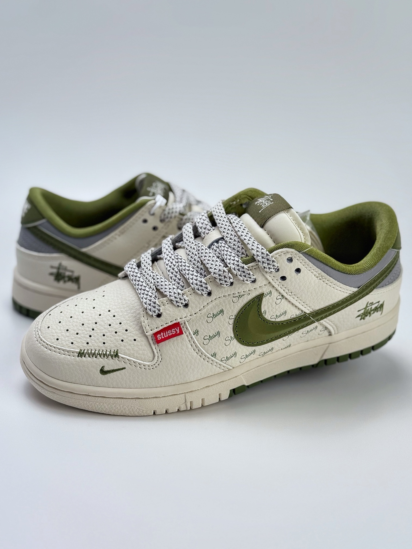 280 Nike SB Dunk Low x Stussy 白绿小钩满天星 XS6089-538