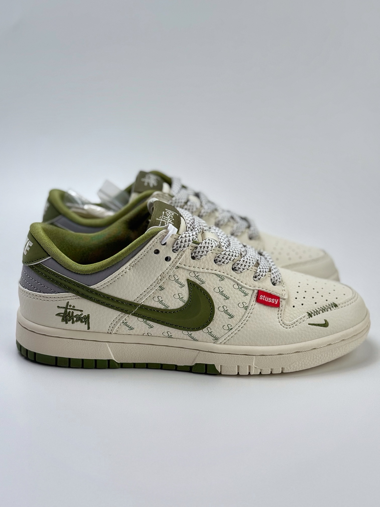 280 Nike SB Dunk Low x Stussy 白绿小钩满天星 XS6089-538