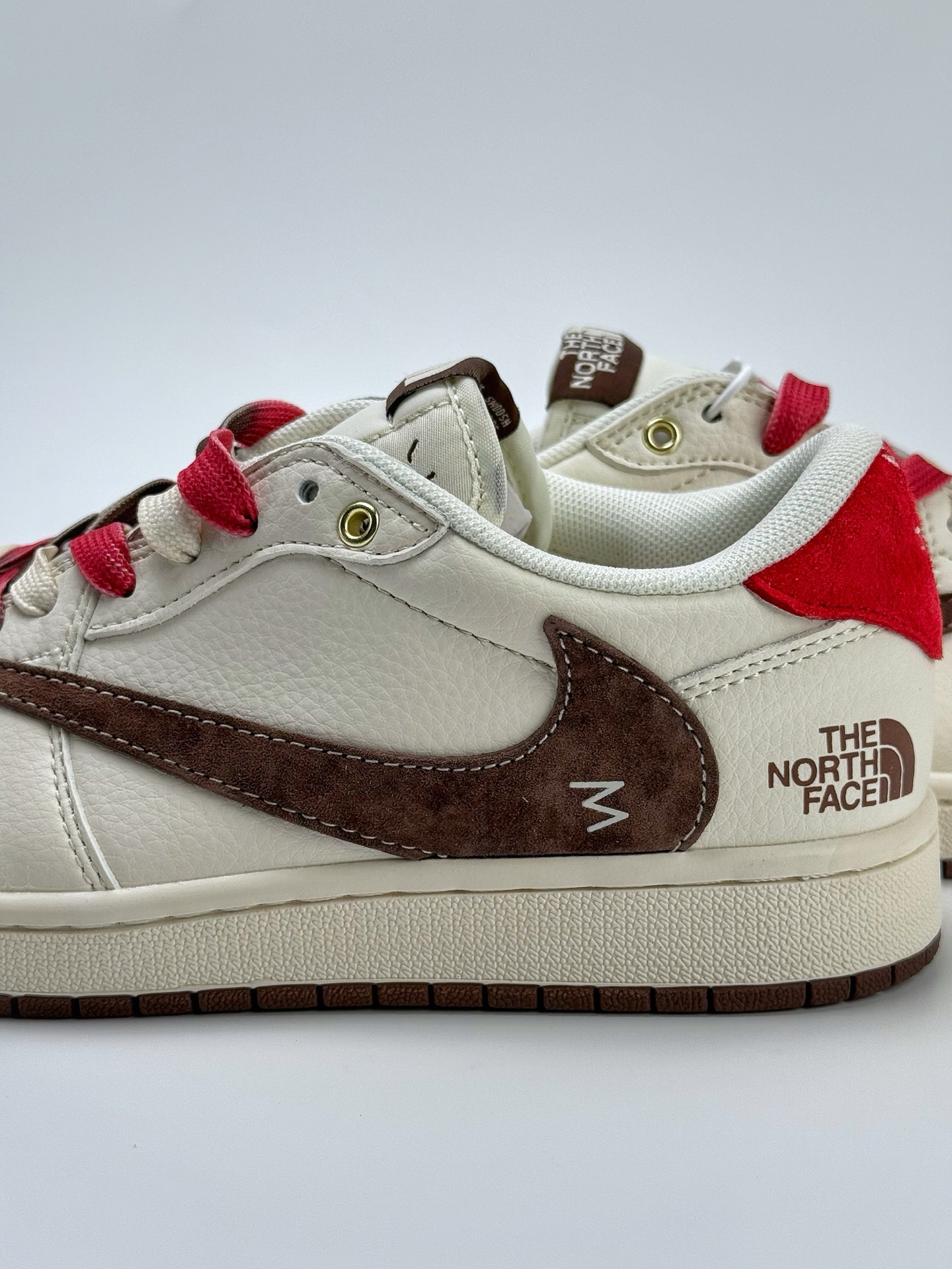 280 Travis Scott x Nike Air Jordan 1 Low x The North Face Air Jordan 1 Low 反转白棕小钩倒钩  FC1688-213