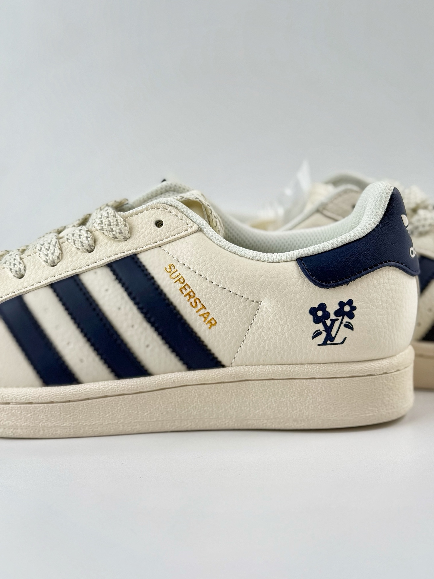 220 AD Originals Superstar x GUCCI 白黑  HD2202