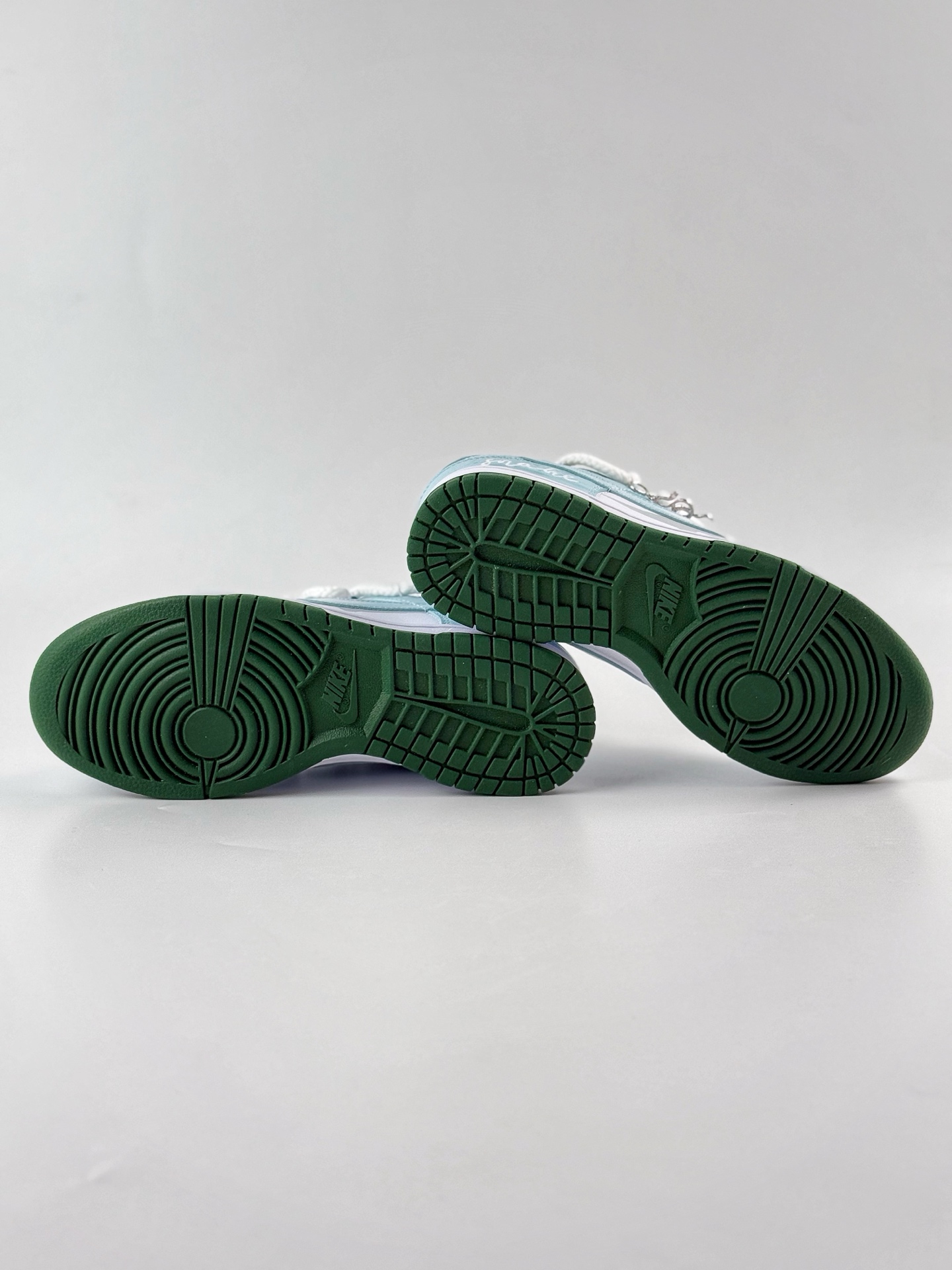 280 Nike SB Dunk Low 灵蛇之瑞 白蓝绑带  DD1391-101