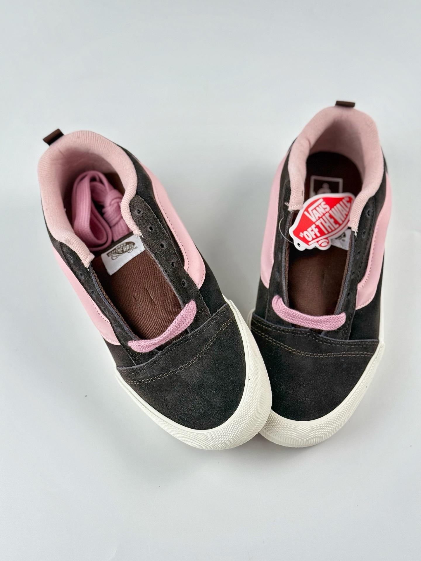 130 Vans Knu Skool 棕粉面包鞋 肥胖版立体大Logo 加厚鞋舌 低帮复古休闲硫化面包鞋