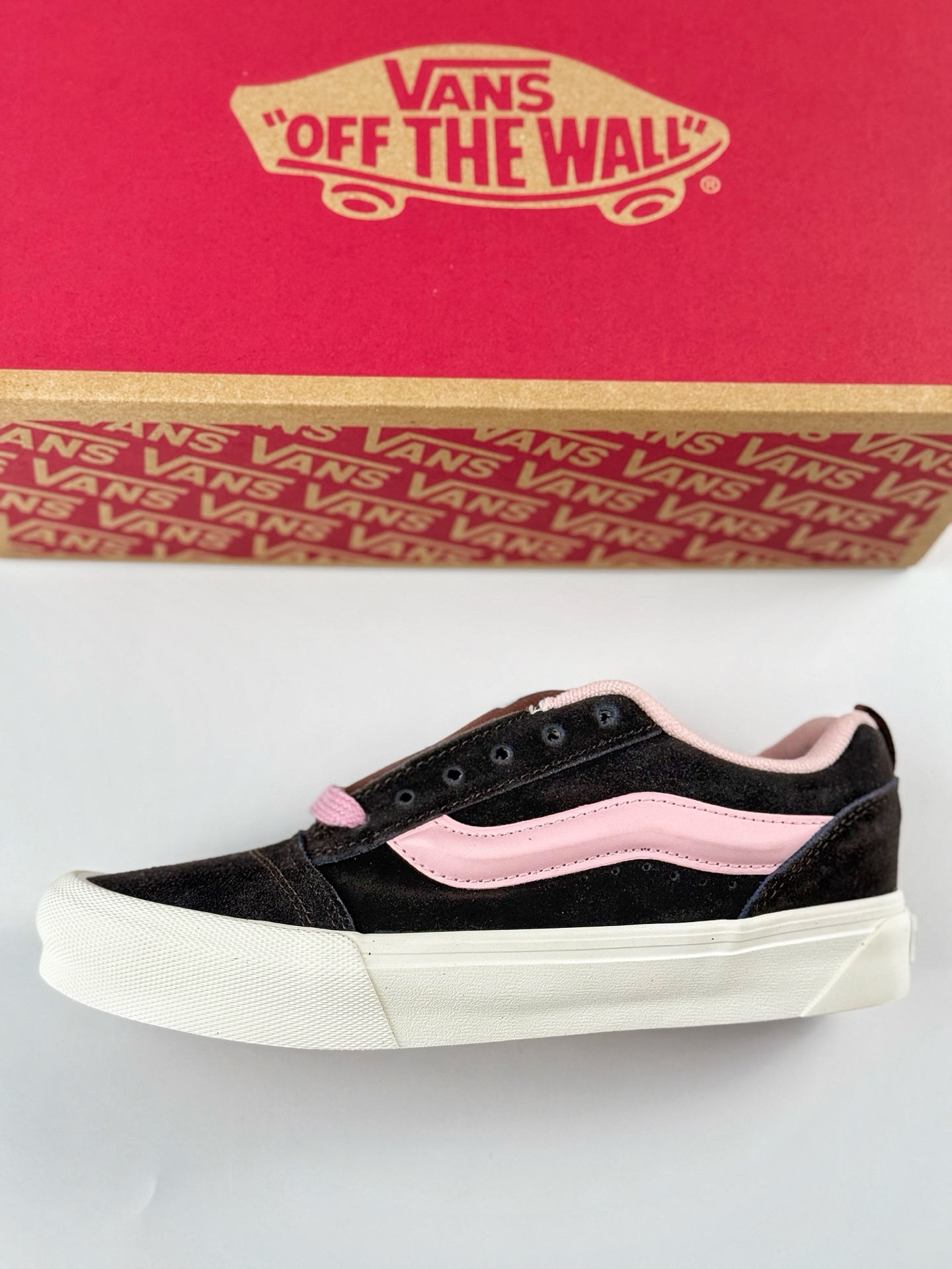 130 Vans Knu Skool 棕粉面包鞋 肥胖版立体大Logo 加厚鞋舌 低帮复古休闲硫化面包鞋