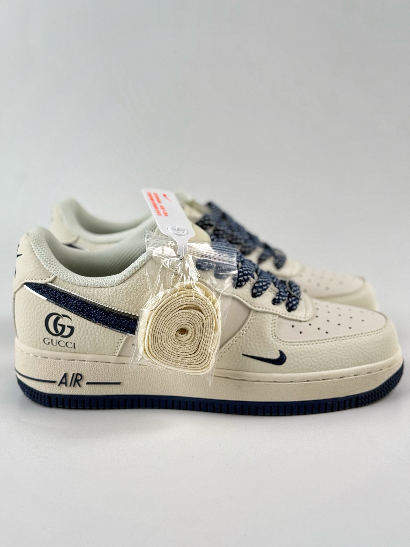 220 Nike Air Force 1 Low 07 x GUCCI 白蓝小钩满天星  QY6818-610