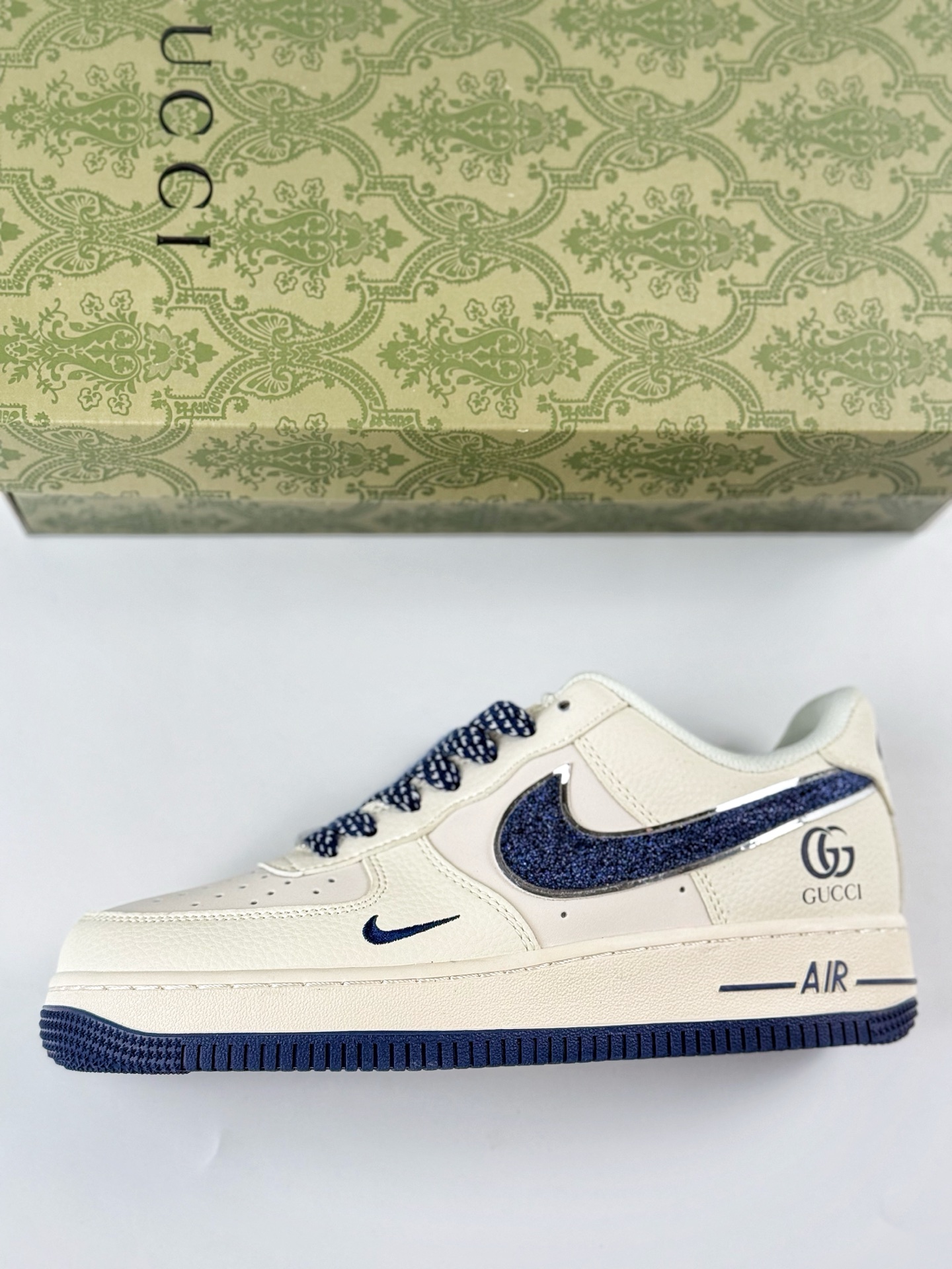 220 Nike Air Force 1 Low 07 x GUCCI 白蓝小钩满天星  QY6818-610