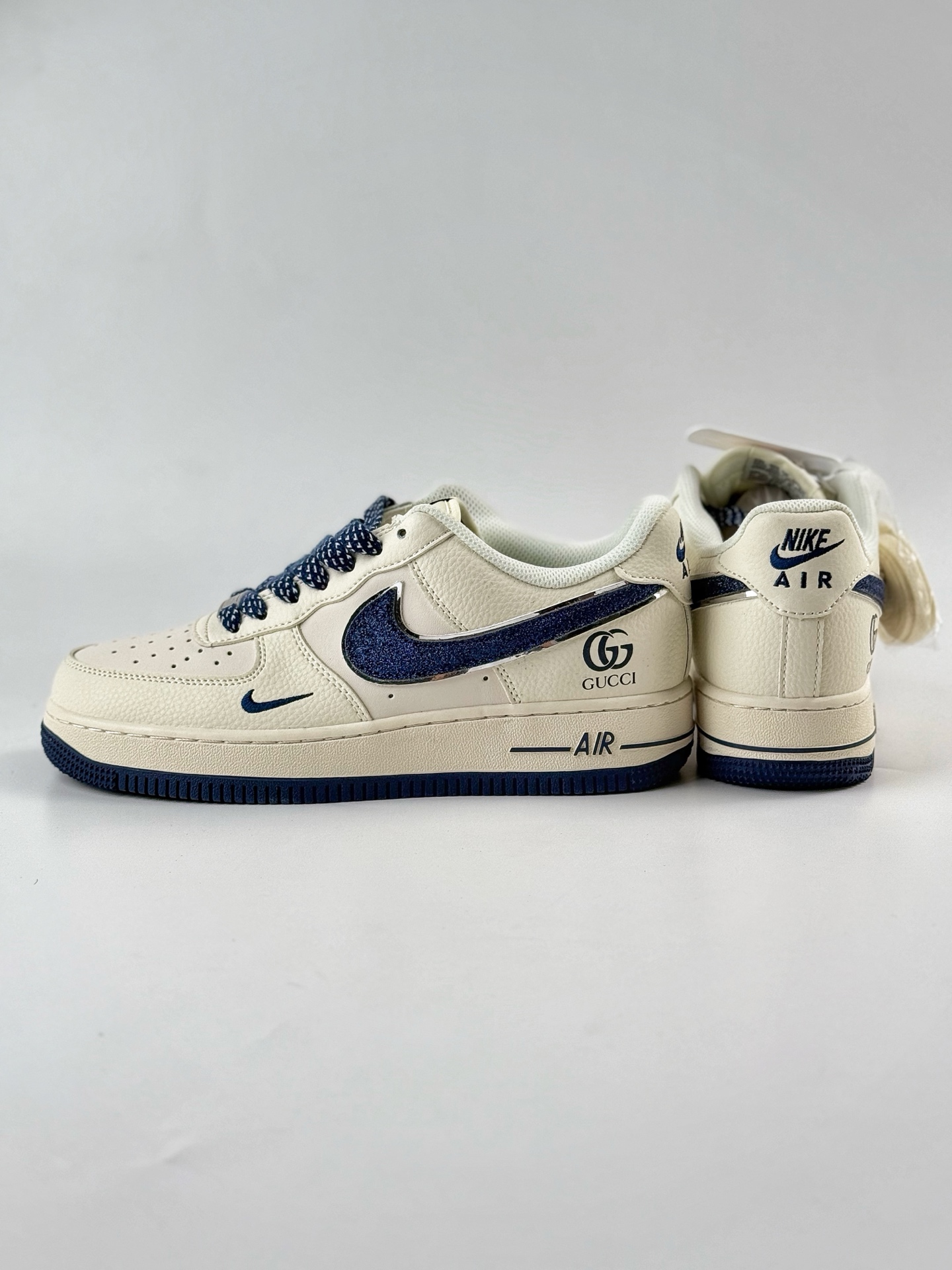 220 Nike Air Force 1 Low 07 x GUCCI 白蓝小钩满天星  QY6818-610