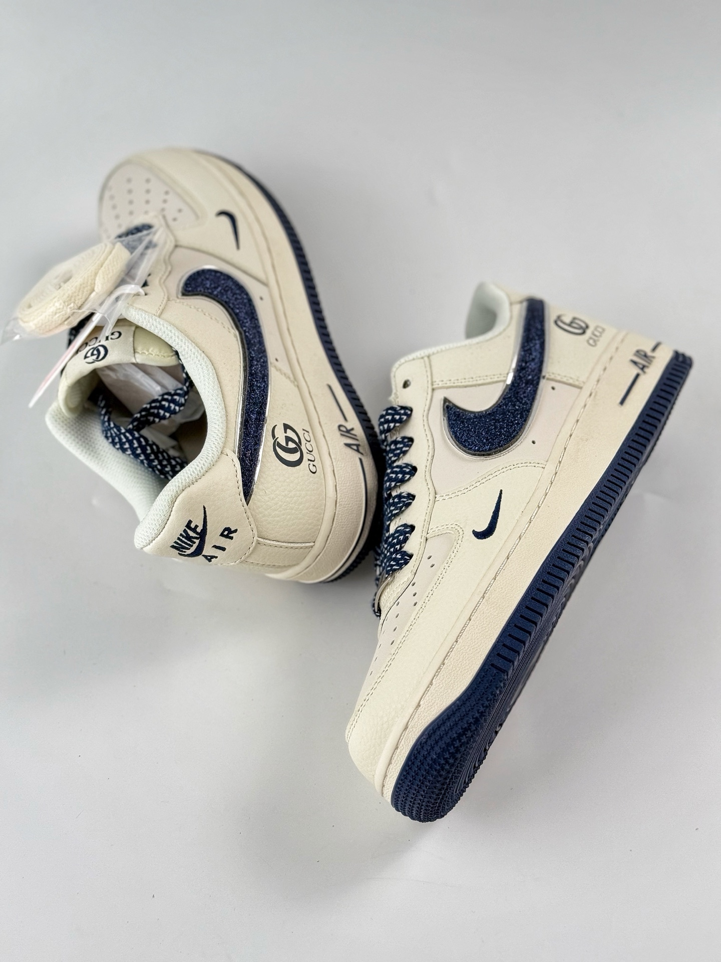 220 Nike Air Force 1 Low 07 x GUCCI 白蓝小钩满天星  QY6818-610