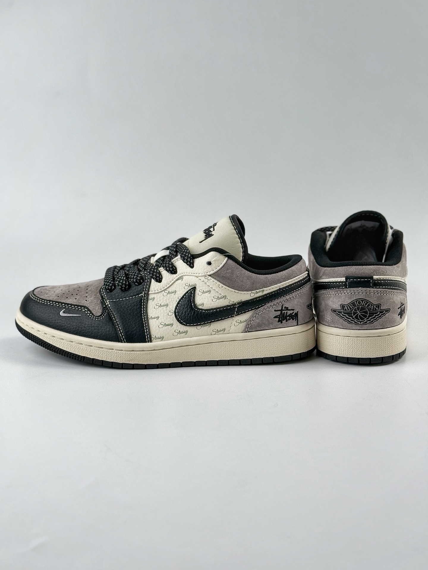 240 Air Jordan 1 Retro Low x Stussy 黑白灰小钩满天星   XS6086-016