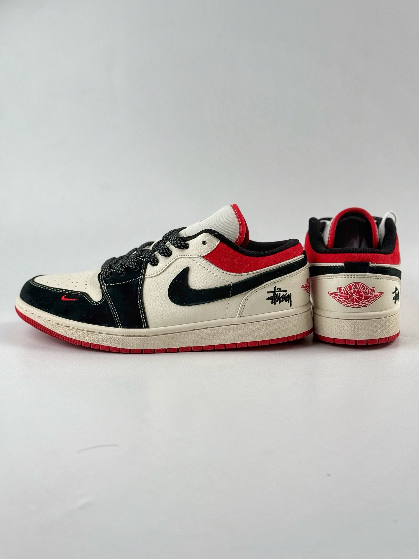 240 Air Jordan 1 Retro Low x Stussy 黑白红小钩满天星  XS6086-006