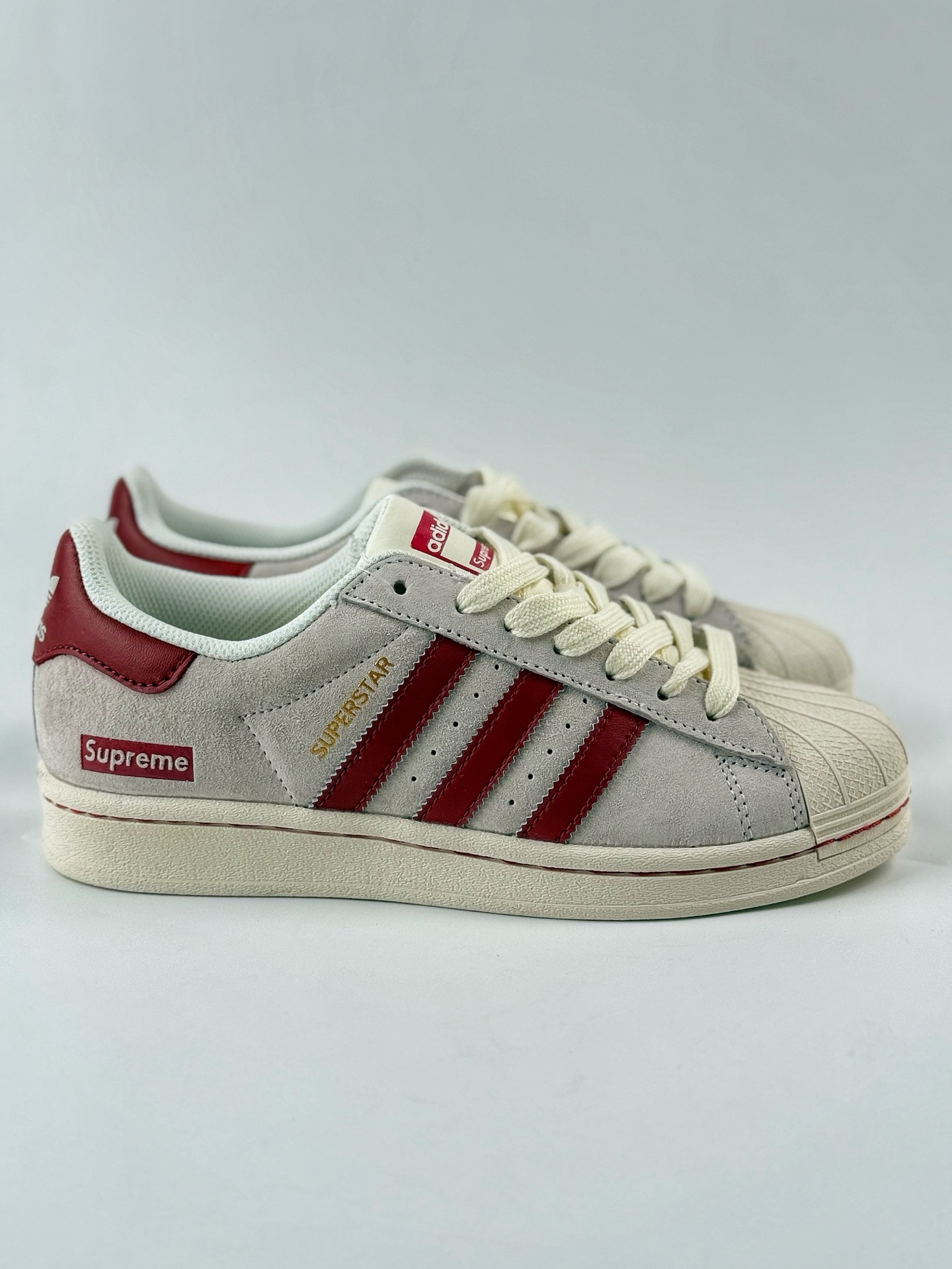 220 AD Originals Superstar x Supreme 灰红  BZ2526