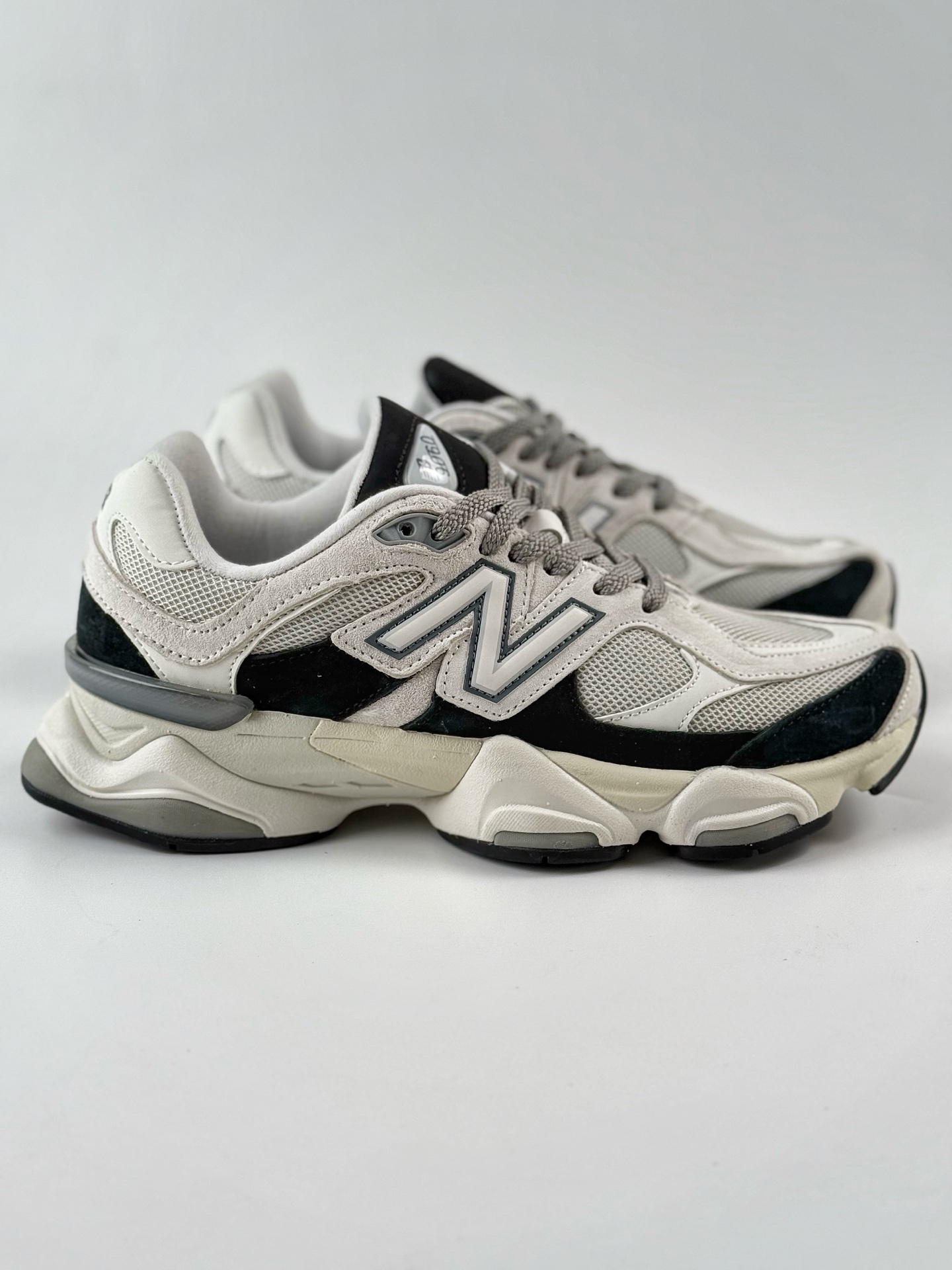 210 Joe Freshgoods x New Balance 版本 NB9060 联名款 复古休闲运动慢跑鞋    U9060JBB