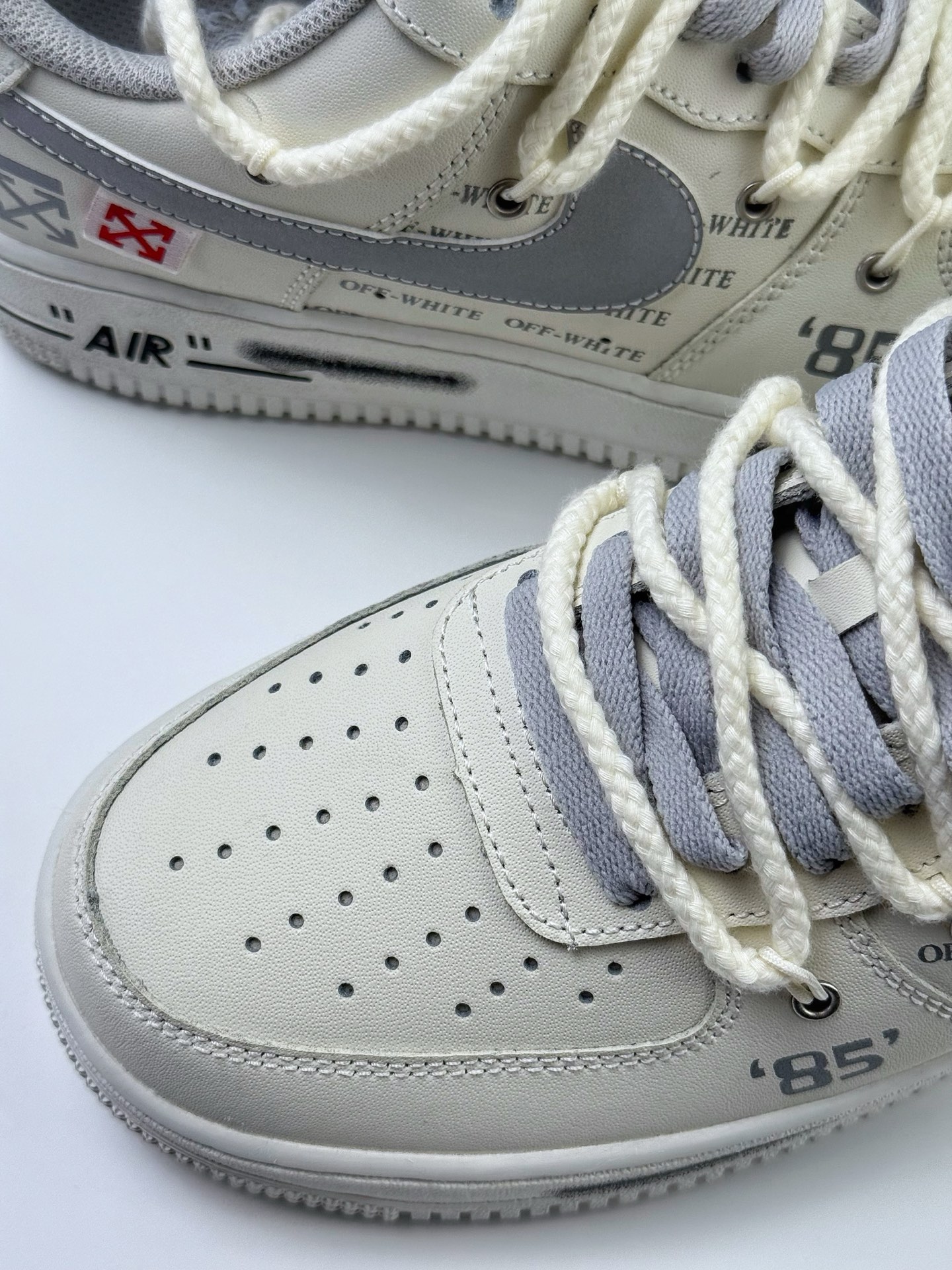 260 Nike Air Force 1 Low 07 x OFF-WHITE 白银绑带  TX 589633
