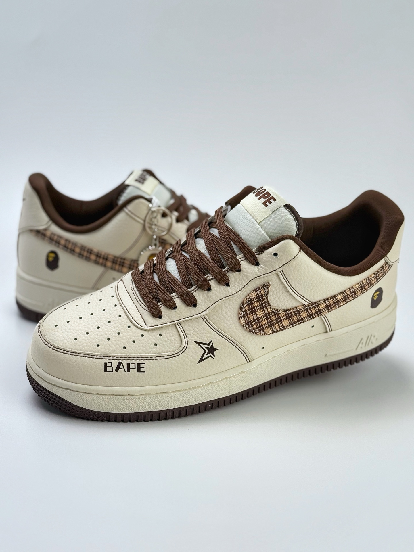 260 Nike Air Force 1 Low 07 x BAPE 白棕  DF0188-052
